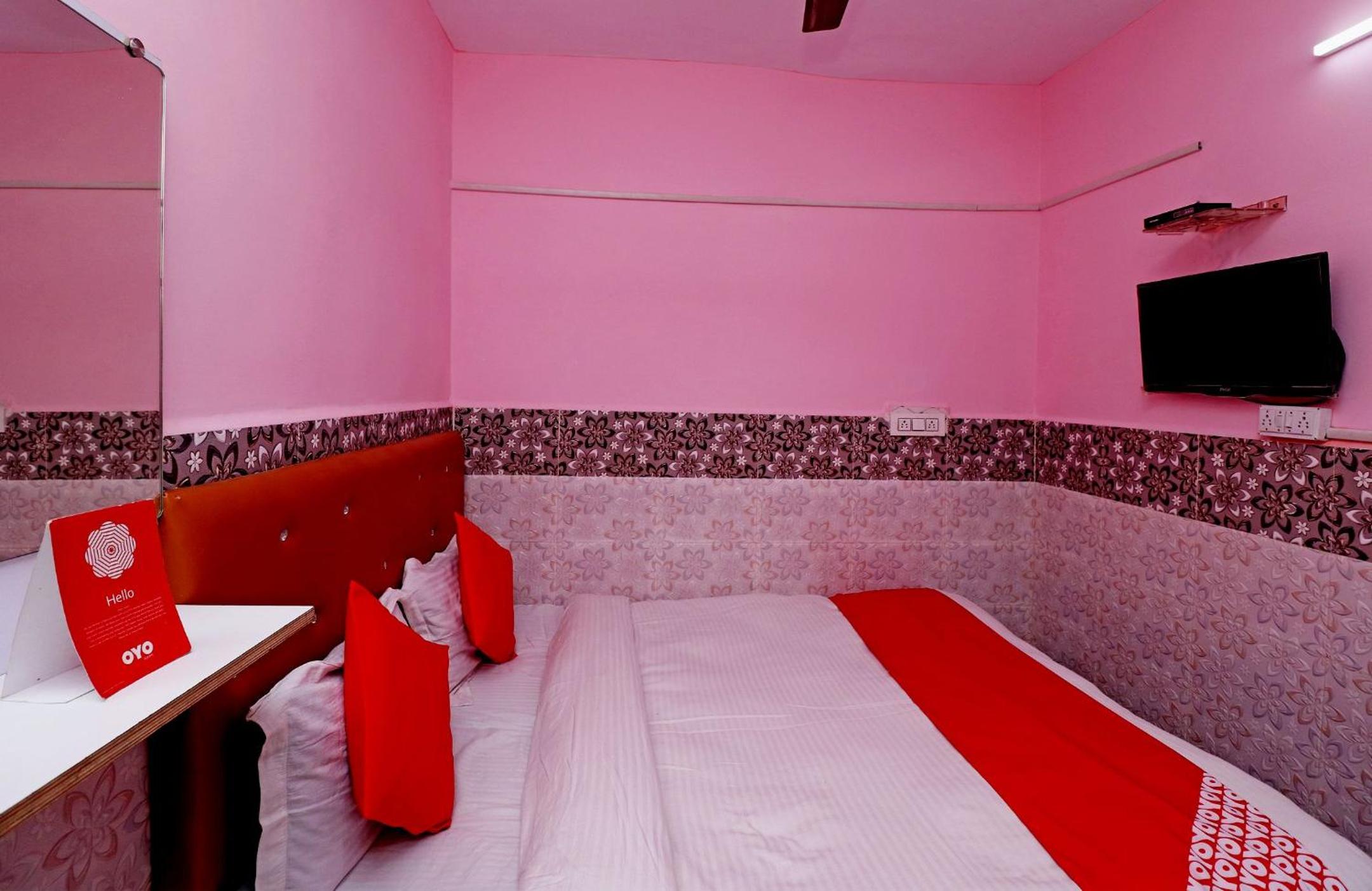 Hotel O Kunal