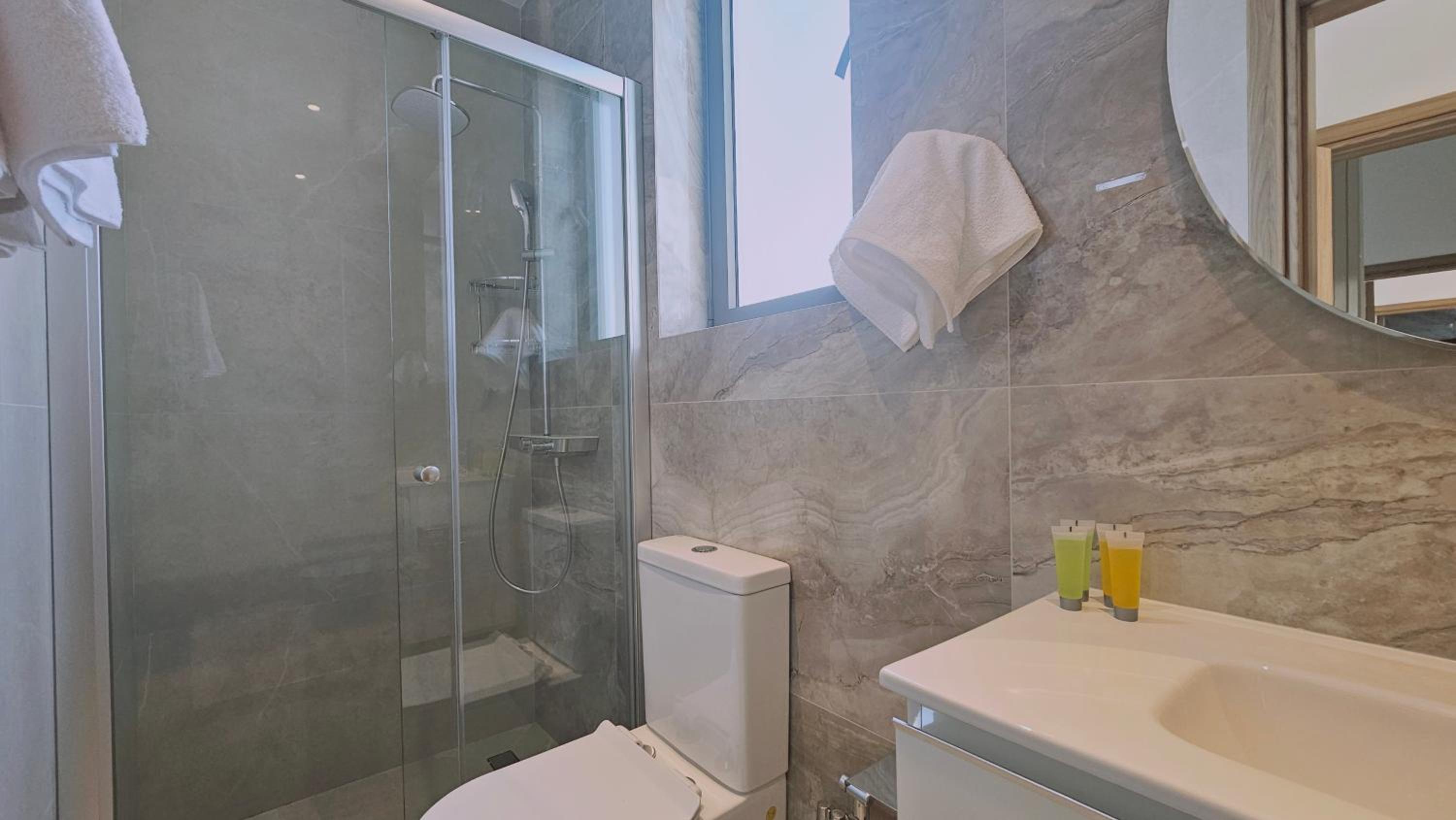 STAY Oasis Luxury Villas