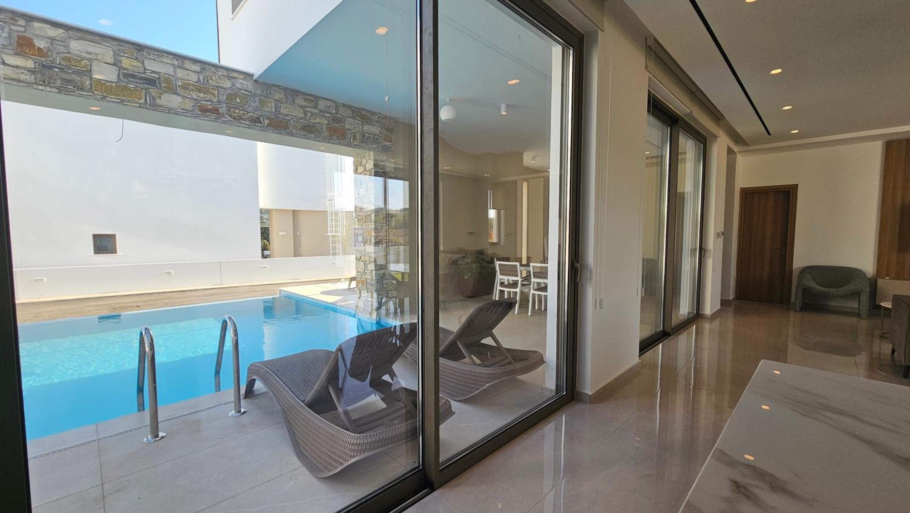 STAY Oasis Luxury Villas