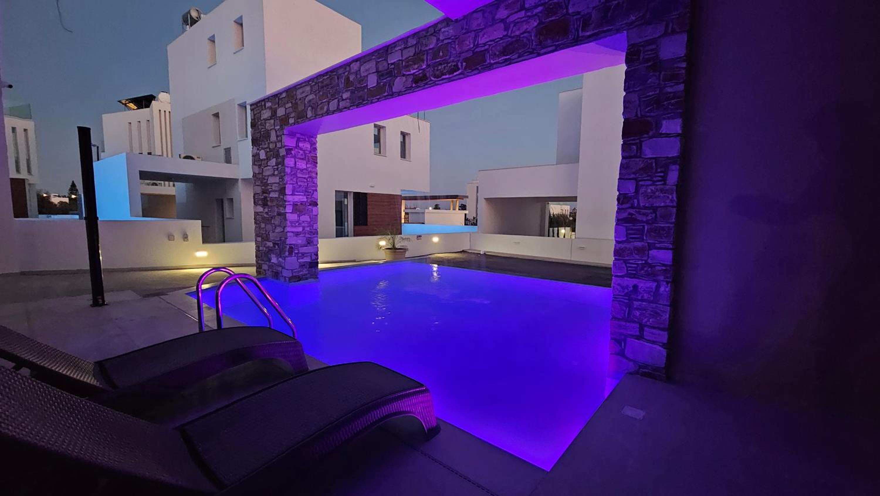 STAY Oasis Luxury Villas