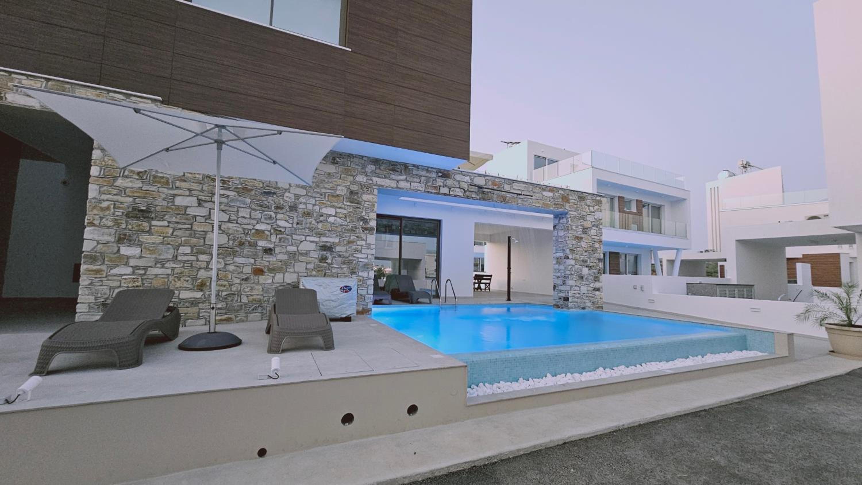STAY Oasis Luxury Villas