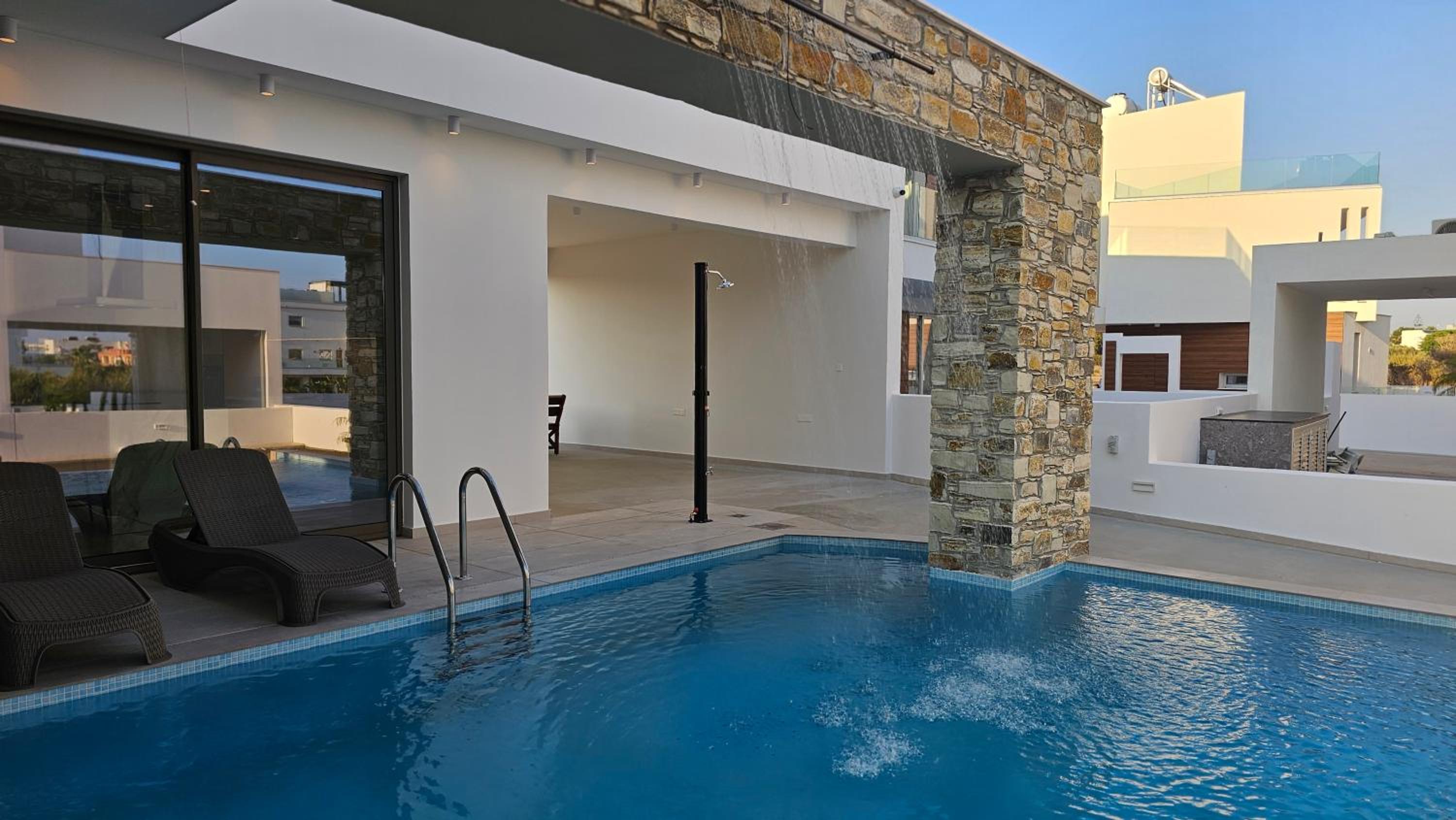 STAY Oasis Luxury Villas