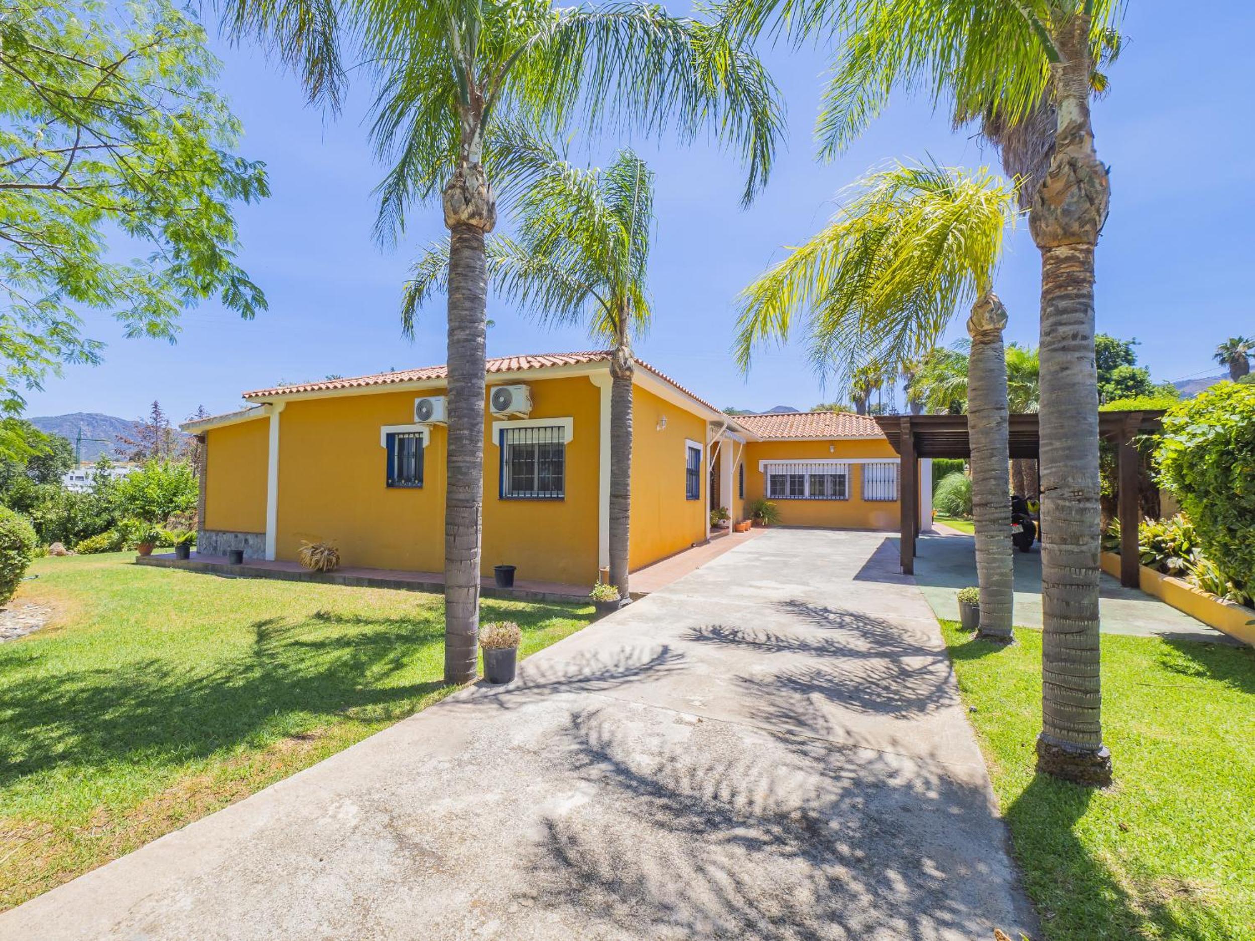 Cubo's Casa Rural La Aldaba Family 10 PAX