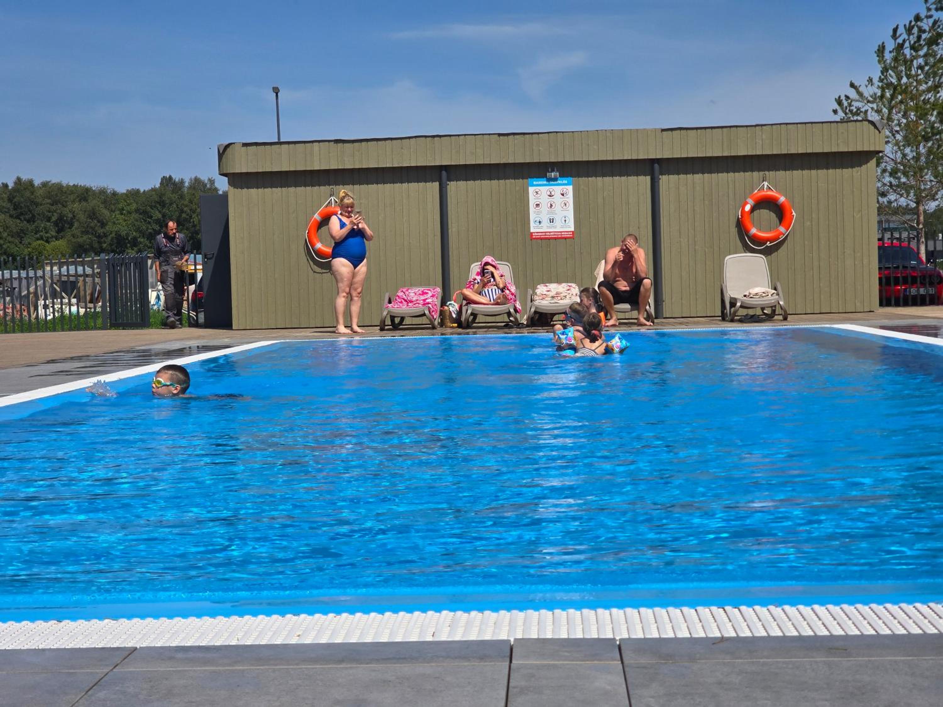 Takas I Jura Apartment with Pool