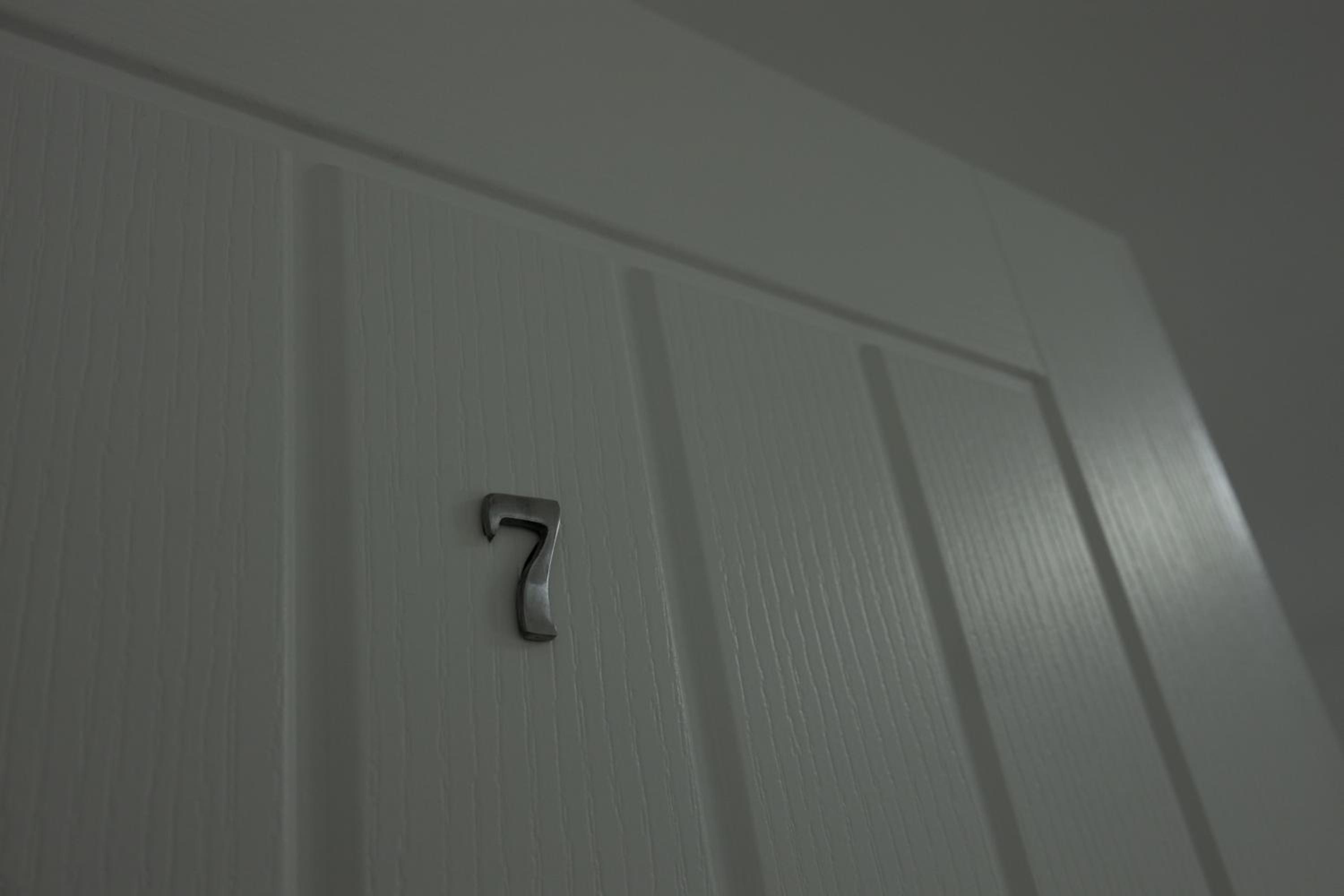 The Kent- Luxury Rooms view 4
