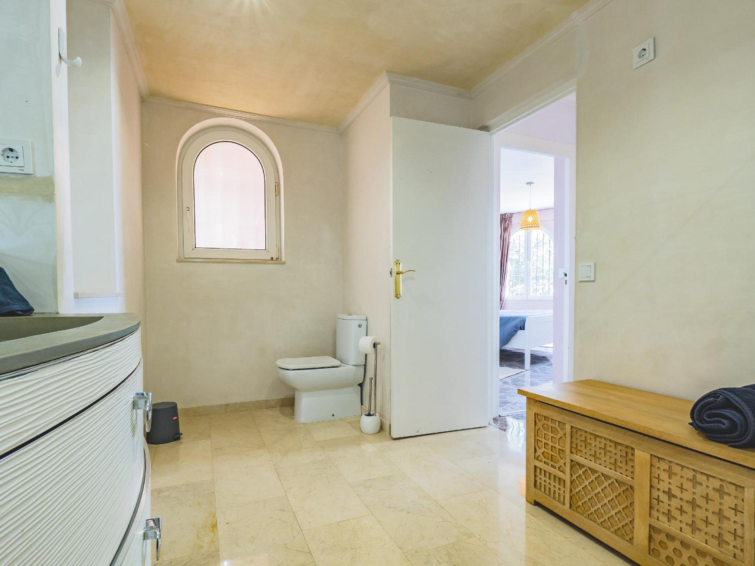 Cubo's Beachfront Villa Khayyam