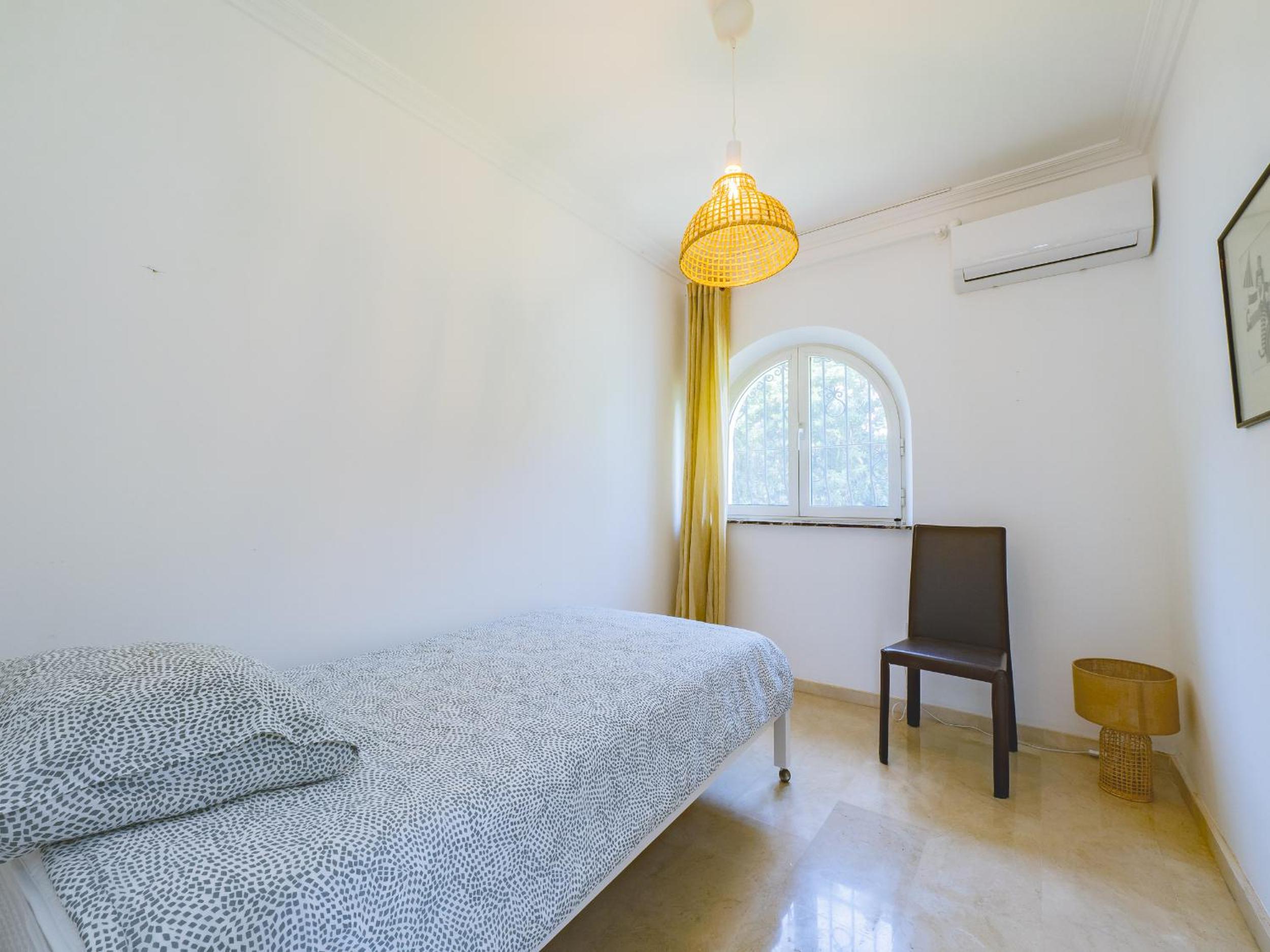 Cubo's Beachfront Villa Khayyam