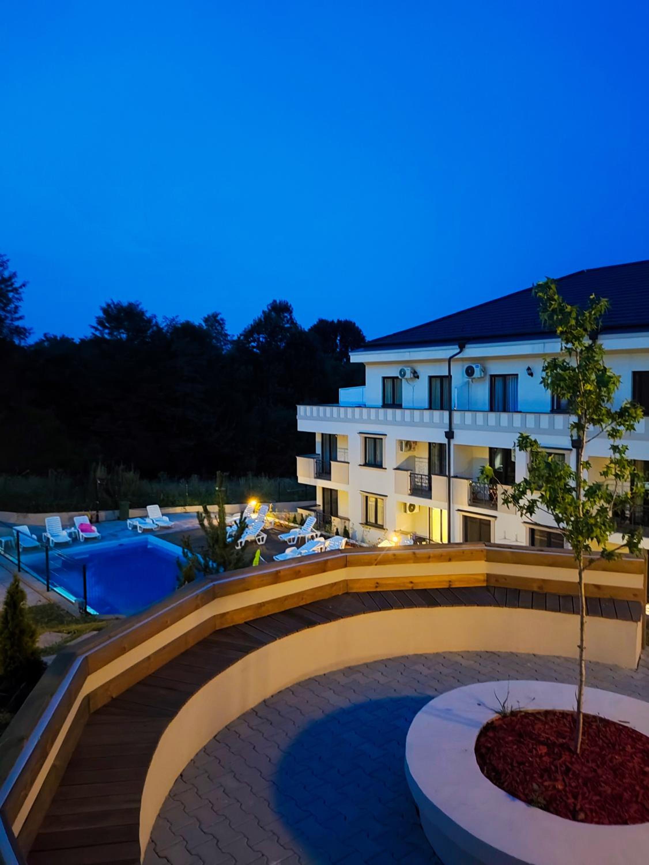 Apartman AQUARELLE sa bazenom view 5