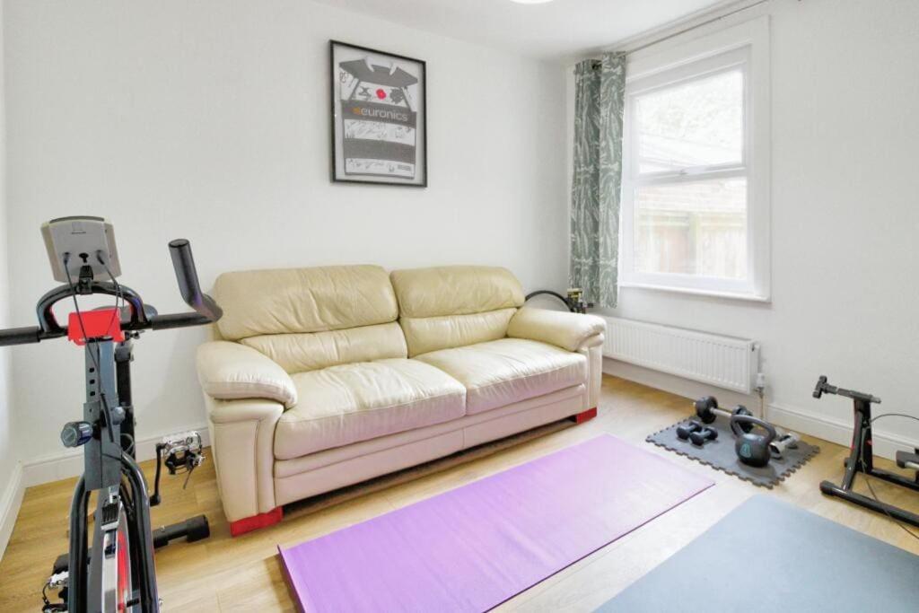 Central Oxford Terraced House