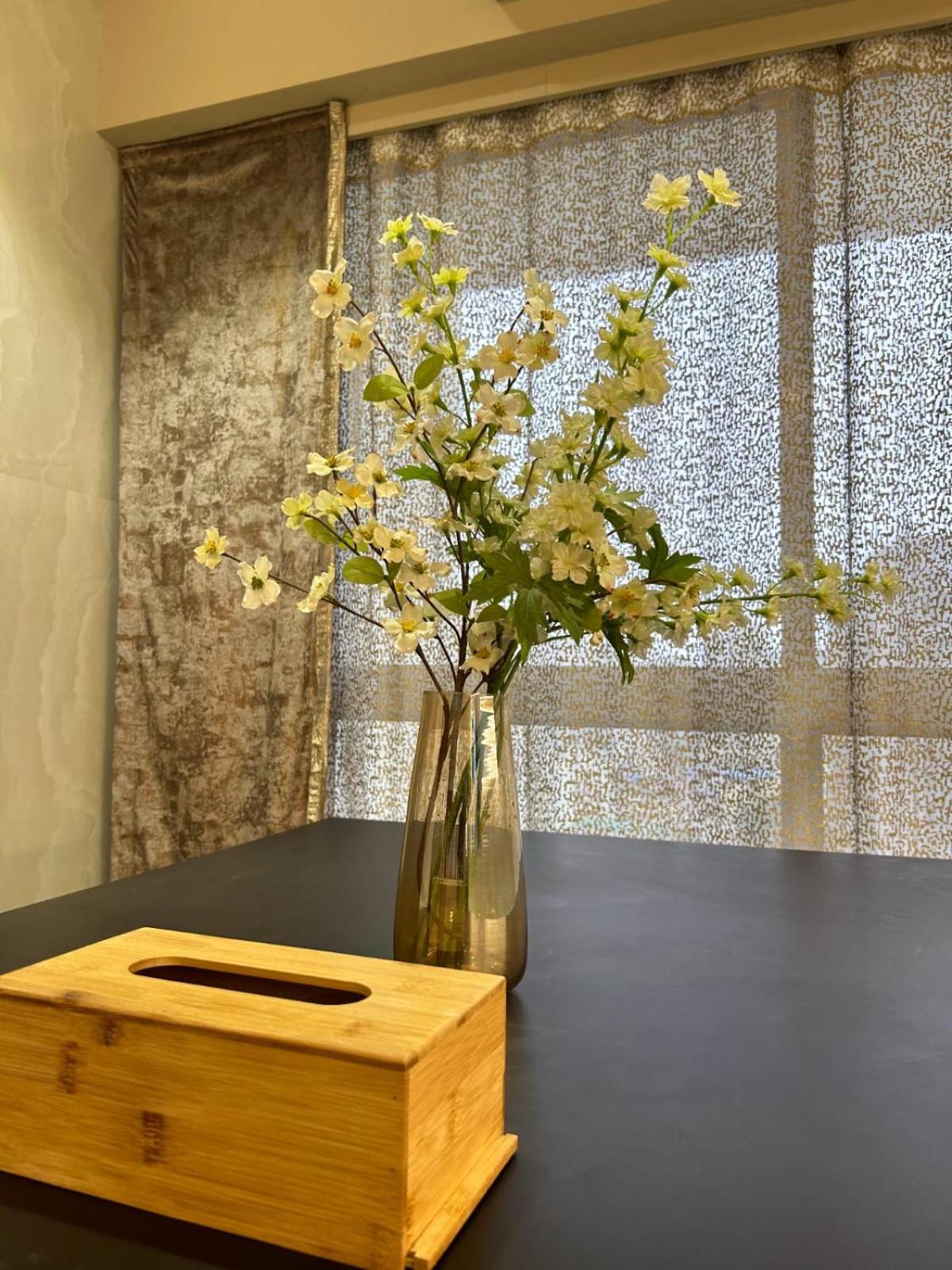 Downtown Lux Apartment 2BHK, Mahalaxmi 1501 photo 5