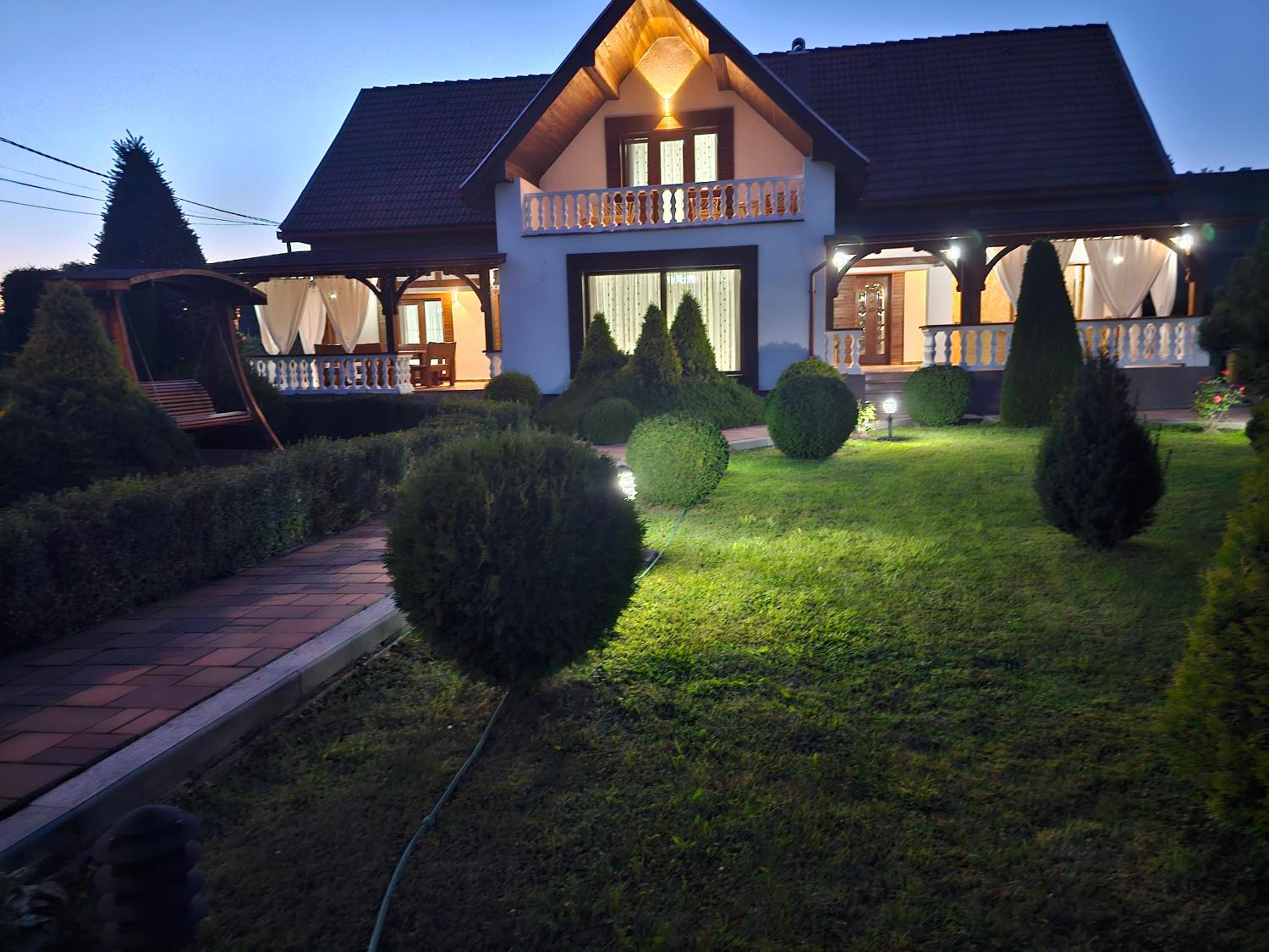 Photo 11