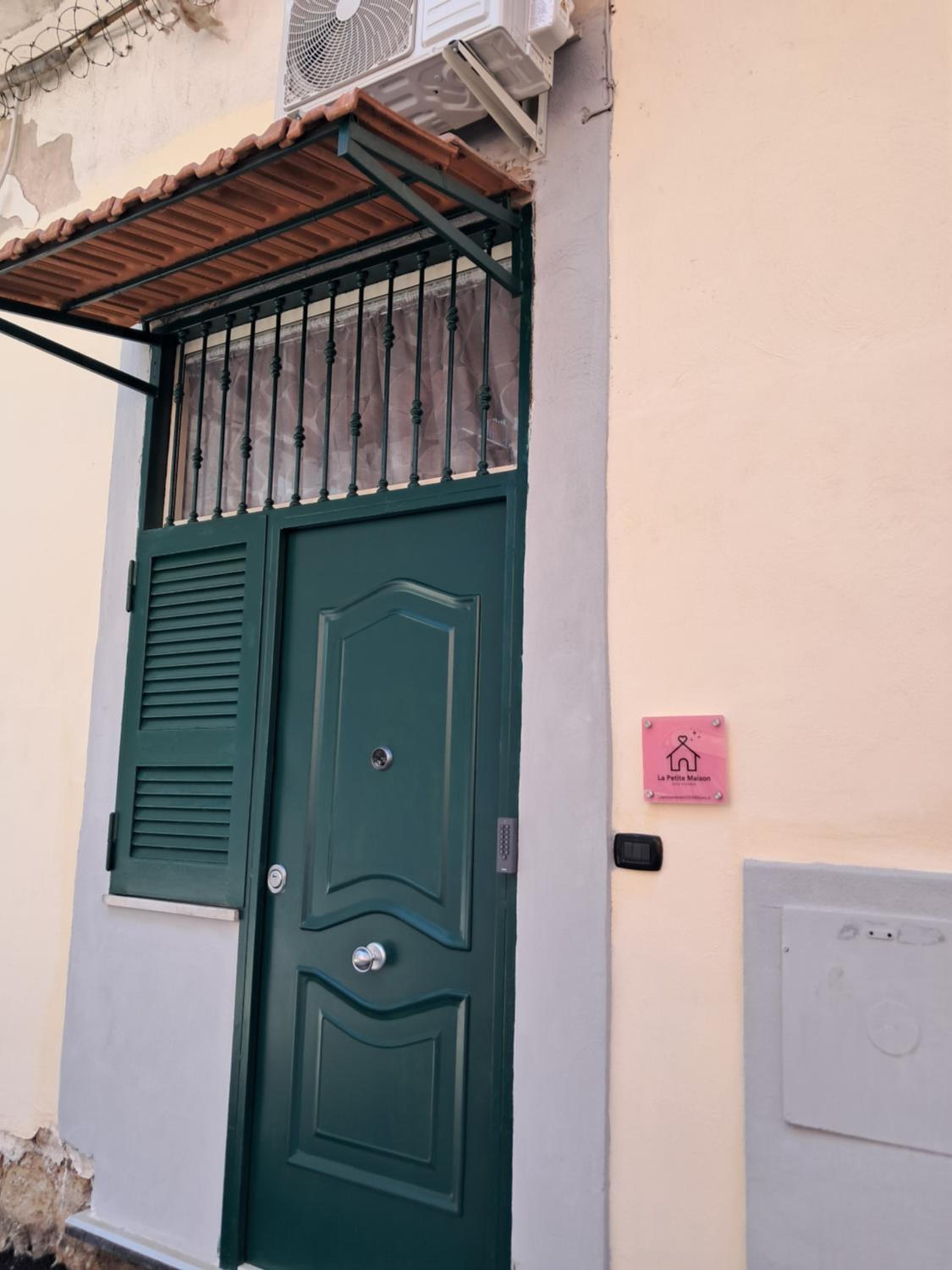 La Petite Maison