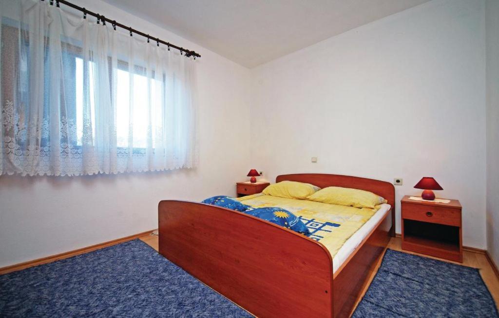 Apartments Davor