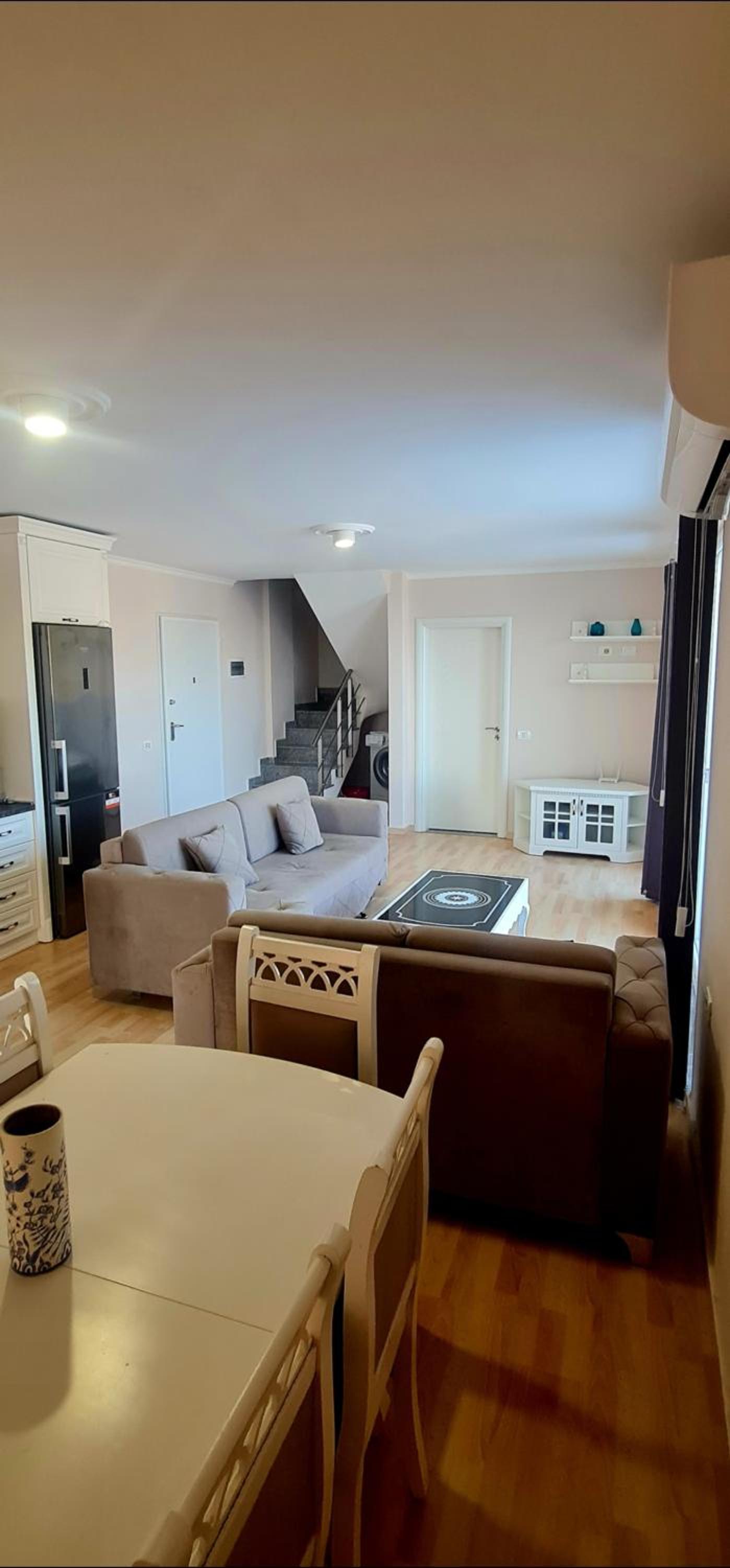 Penthouse d'exception avec Rooftop vue mer et colline 3 chambres sur 2 étages 100m de la plage