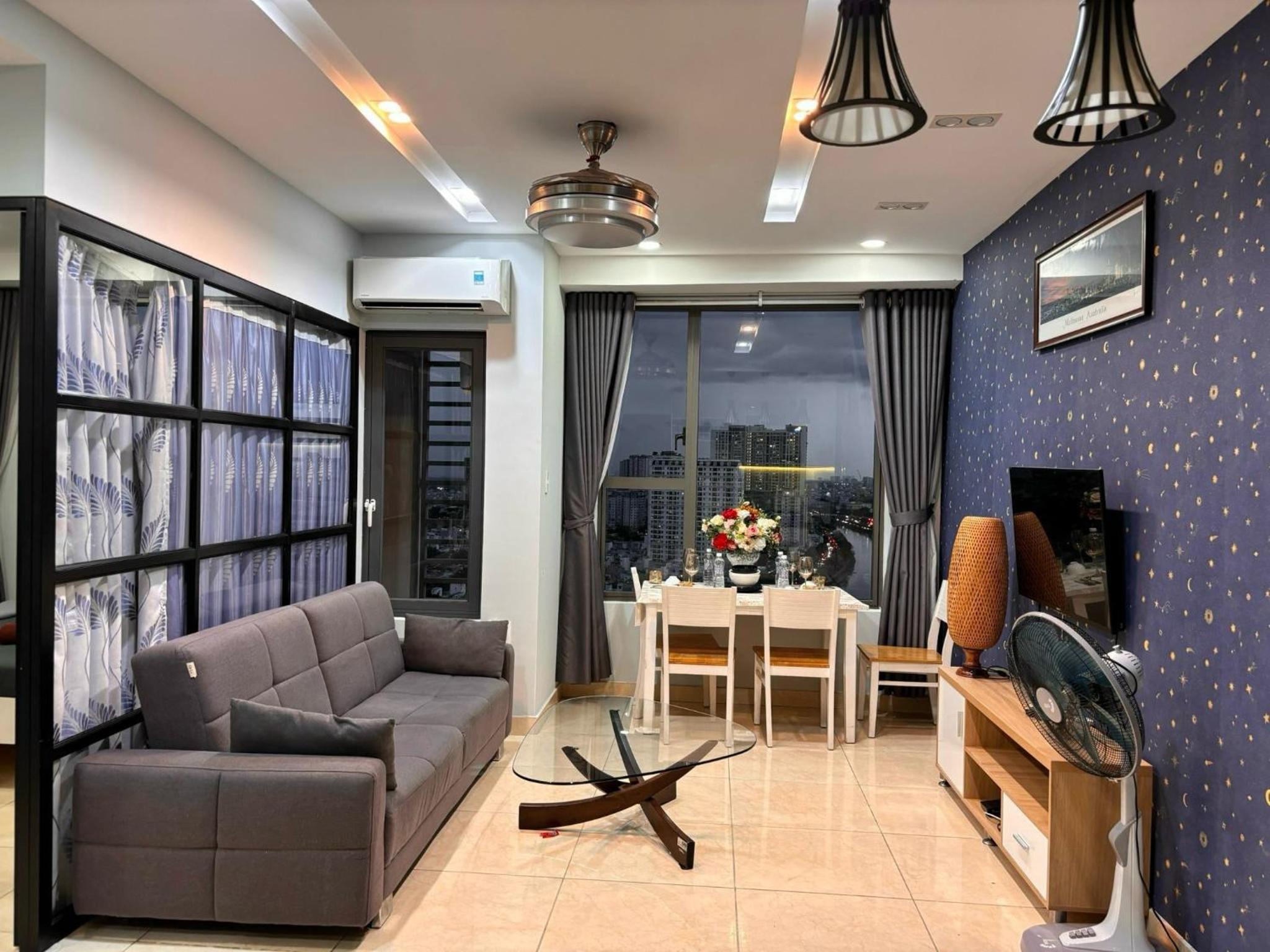 Saigon Home Apartment - Infinity Pool