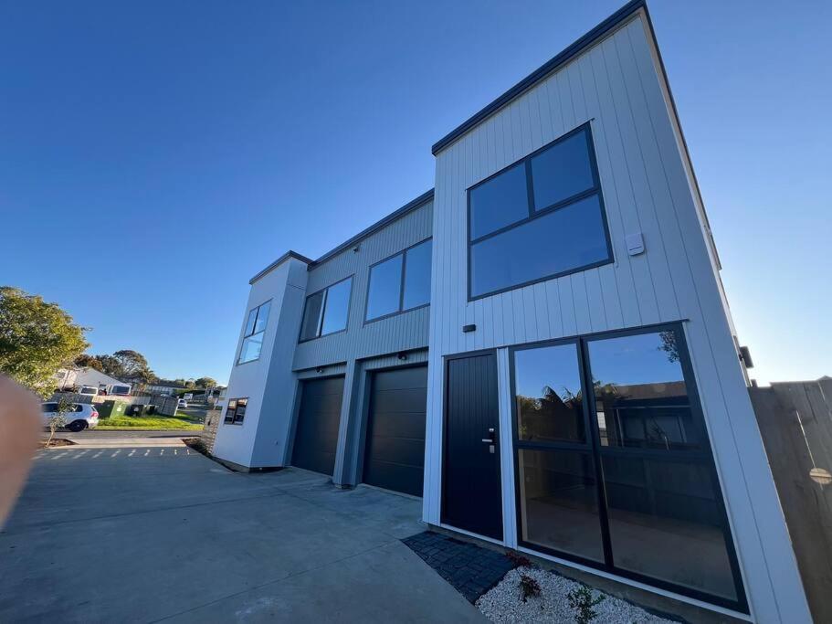 Parkside Living House