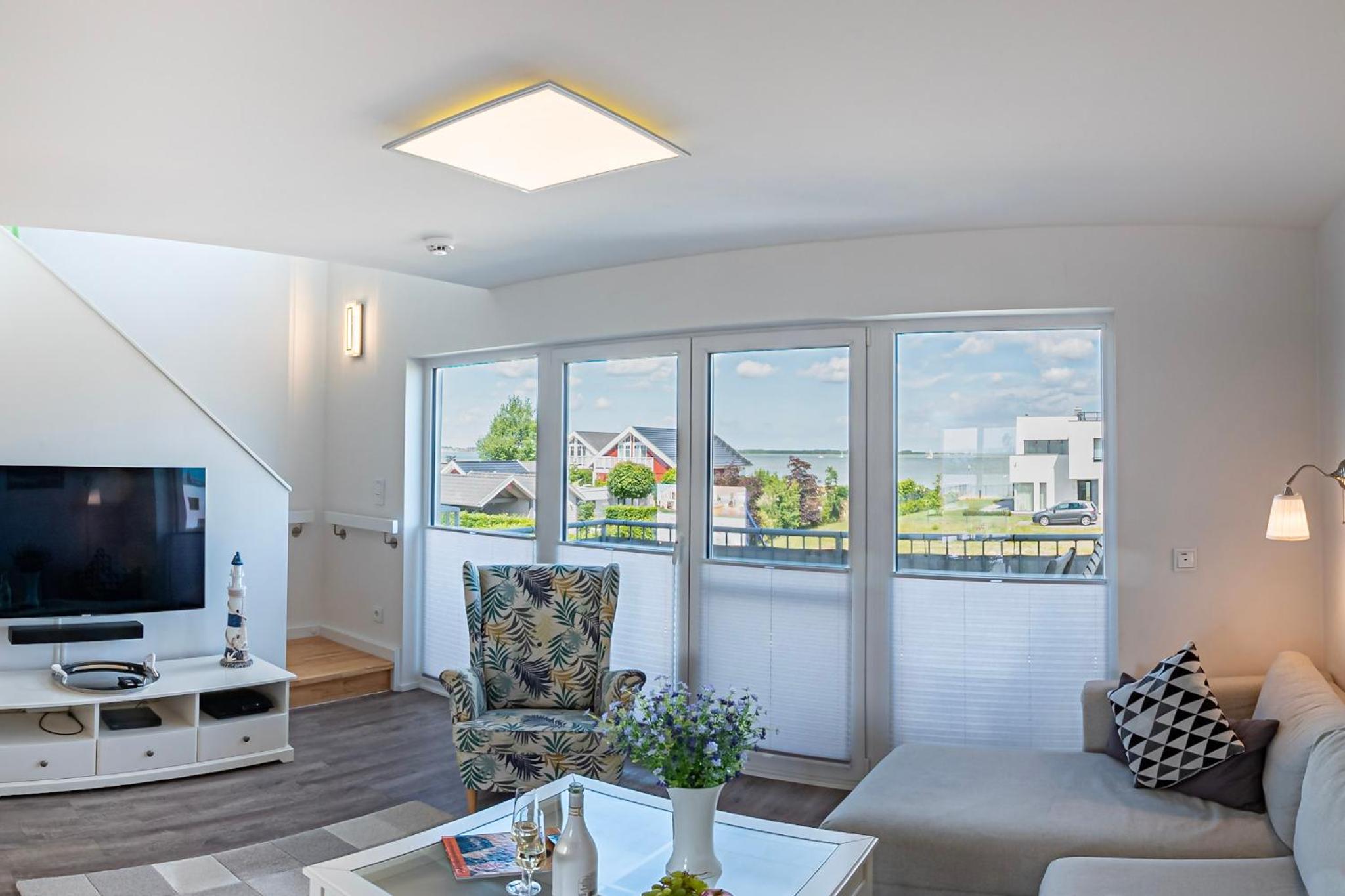 Maisonette Fewo Ostseeflair by Seeblick Ferien ORO, erste Wasserreihe, E-Säule