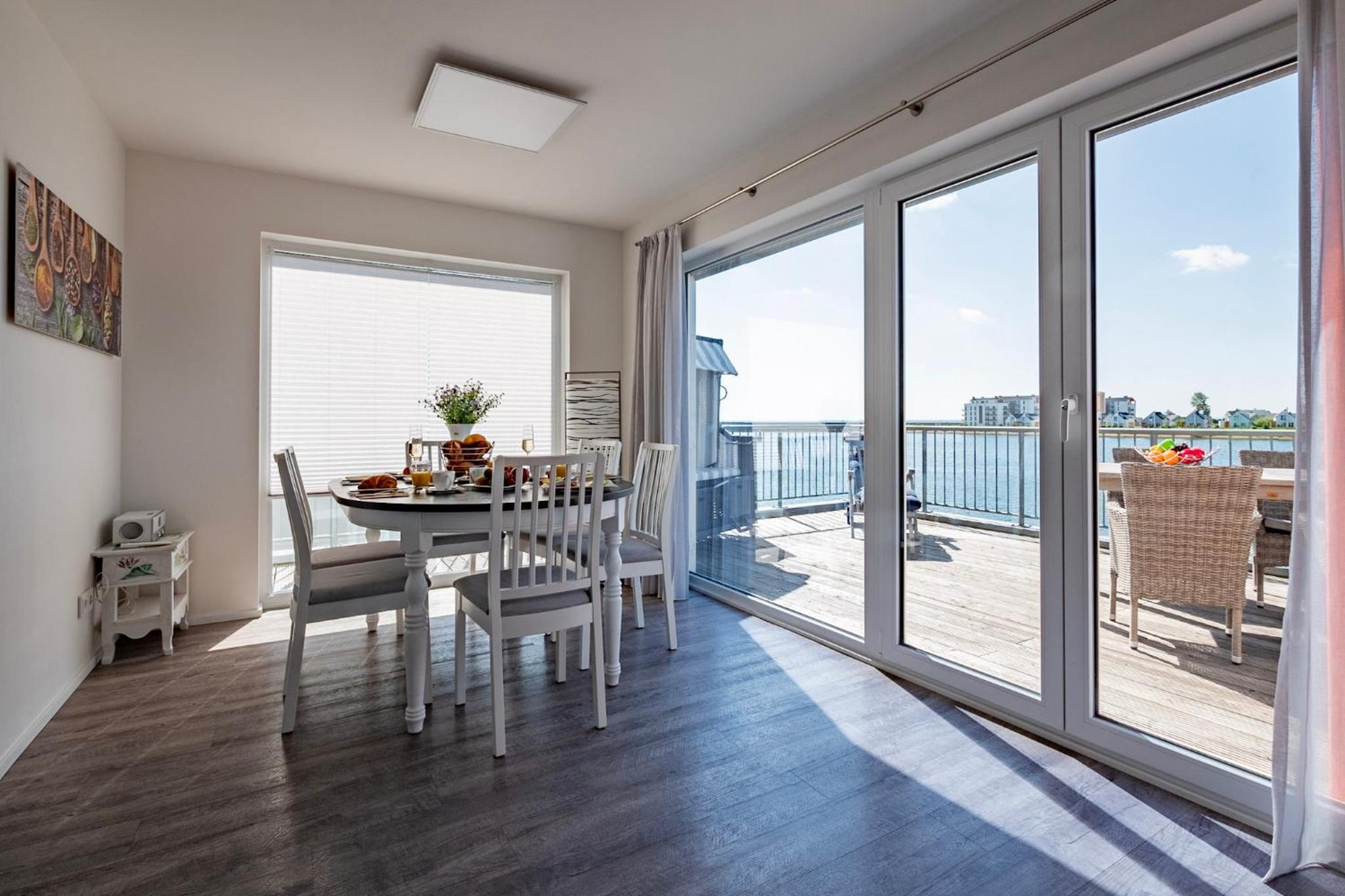 Maisonette Fewo Ostseeflair by Seeblick Ferien ORO, erste Wasserreihe, E-Säule