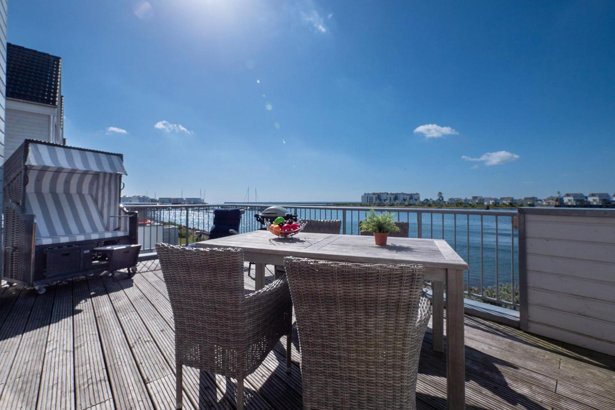 Maisonette Fewo Ostseeflair by Seeblick Ferien ORO, erste Wasserreihe, E-Säule