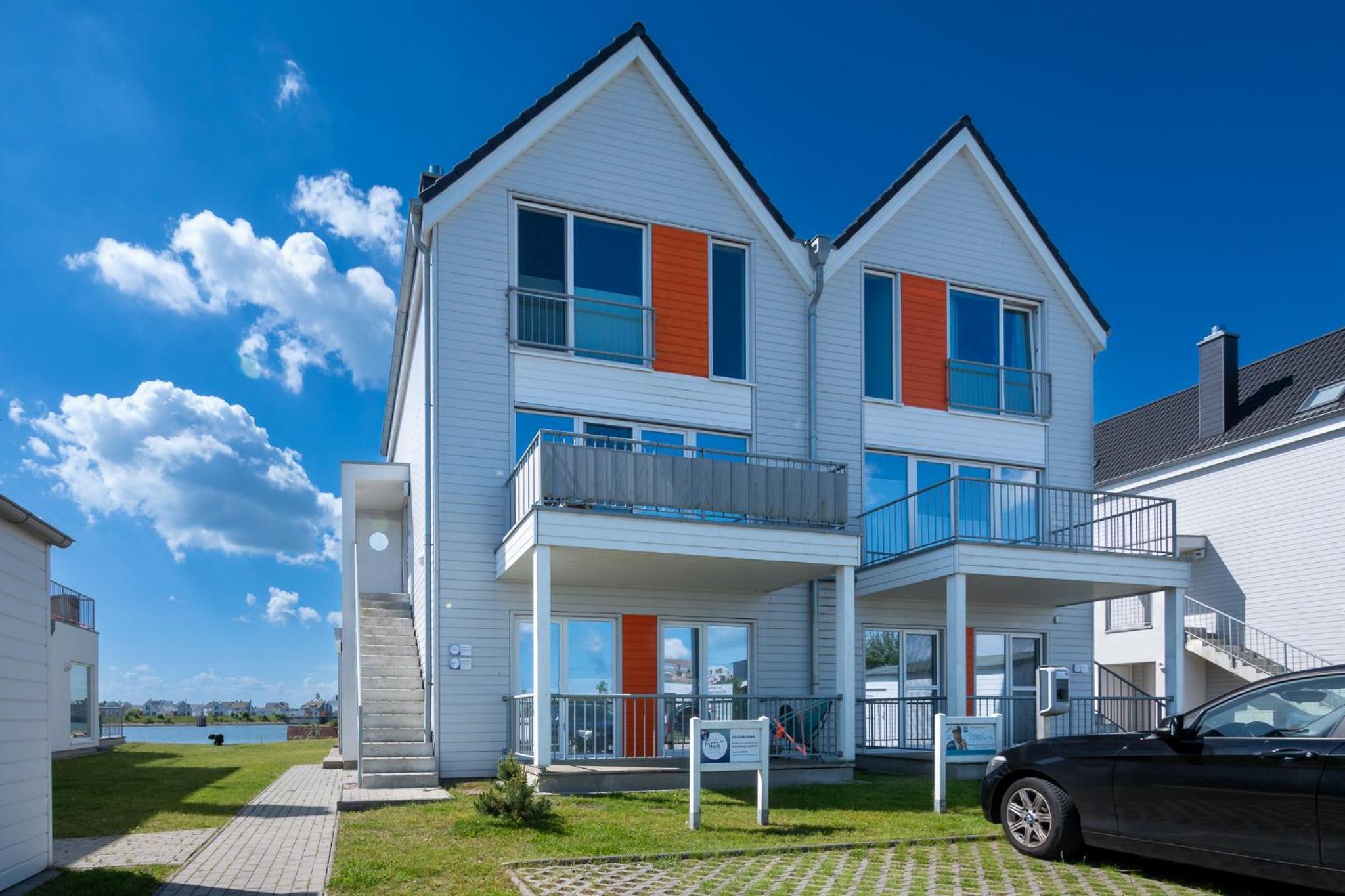 Maisonette Fewo Ostseeflair by Seeblick Ferien ORO, erste Wasserreihe, E-Säule