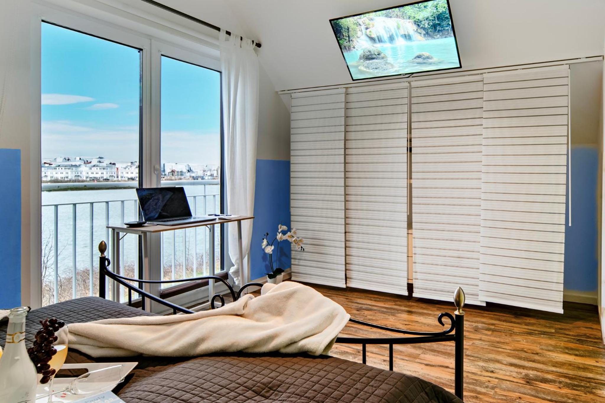 Ferienhaus Lieblingsplatz by Seeblick Ferien ORO, direkte Wasserlage,Sauna,Kamin