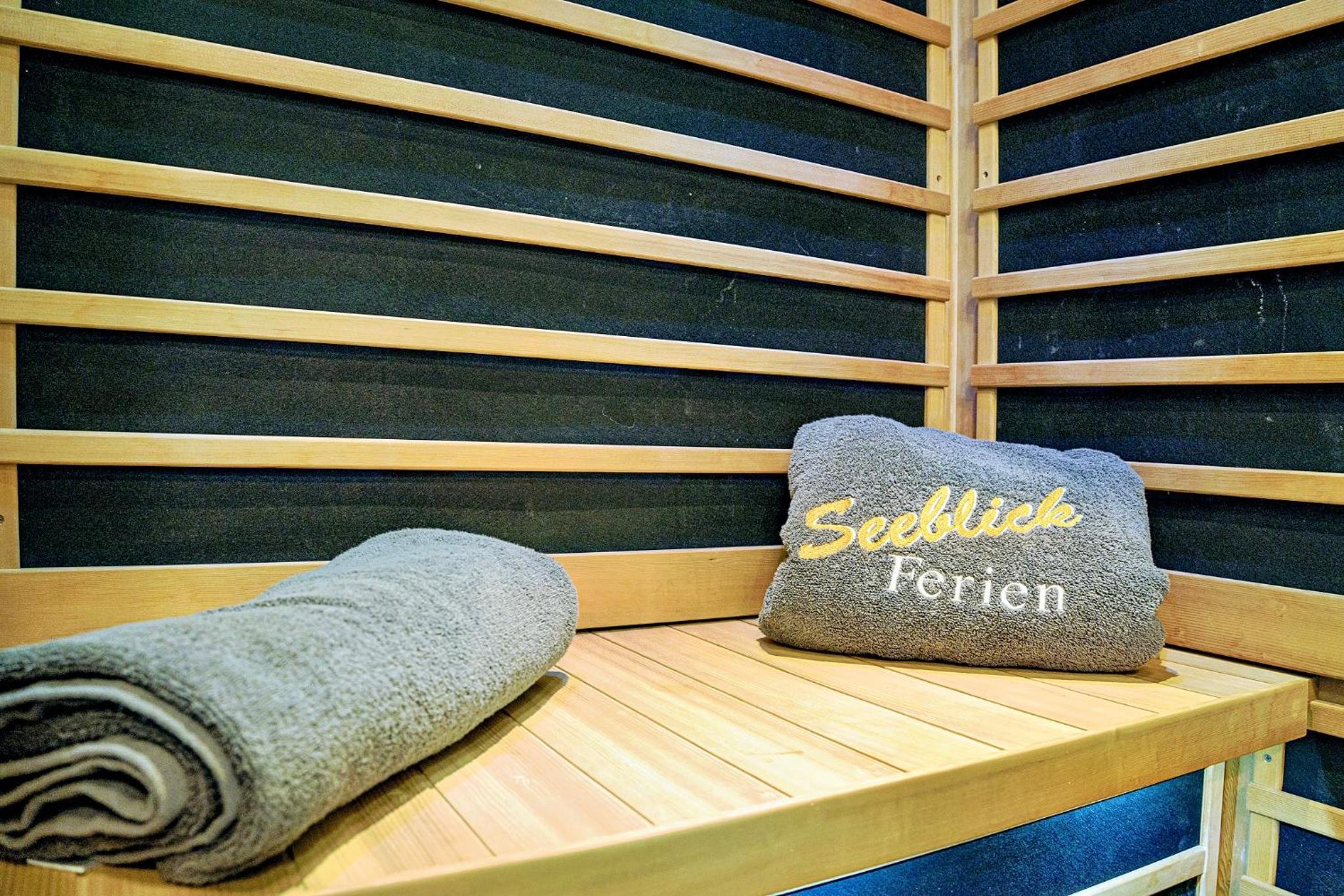 Ferienhaus Lieblingsplatz by Seeblick Ferien ORO, direkte Wasserlage,Sauna,Kamin