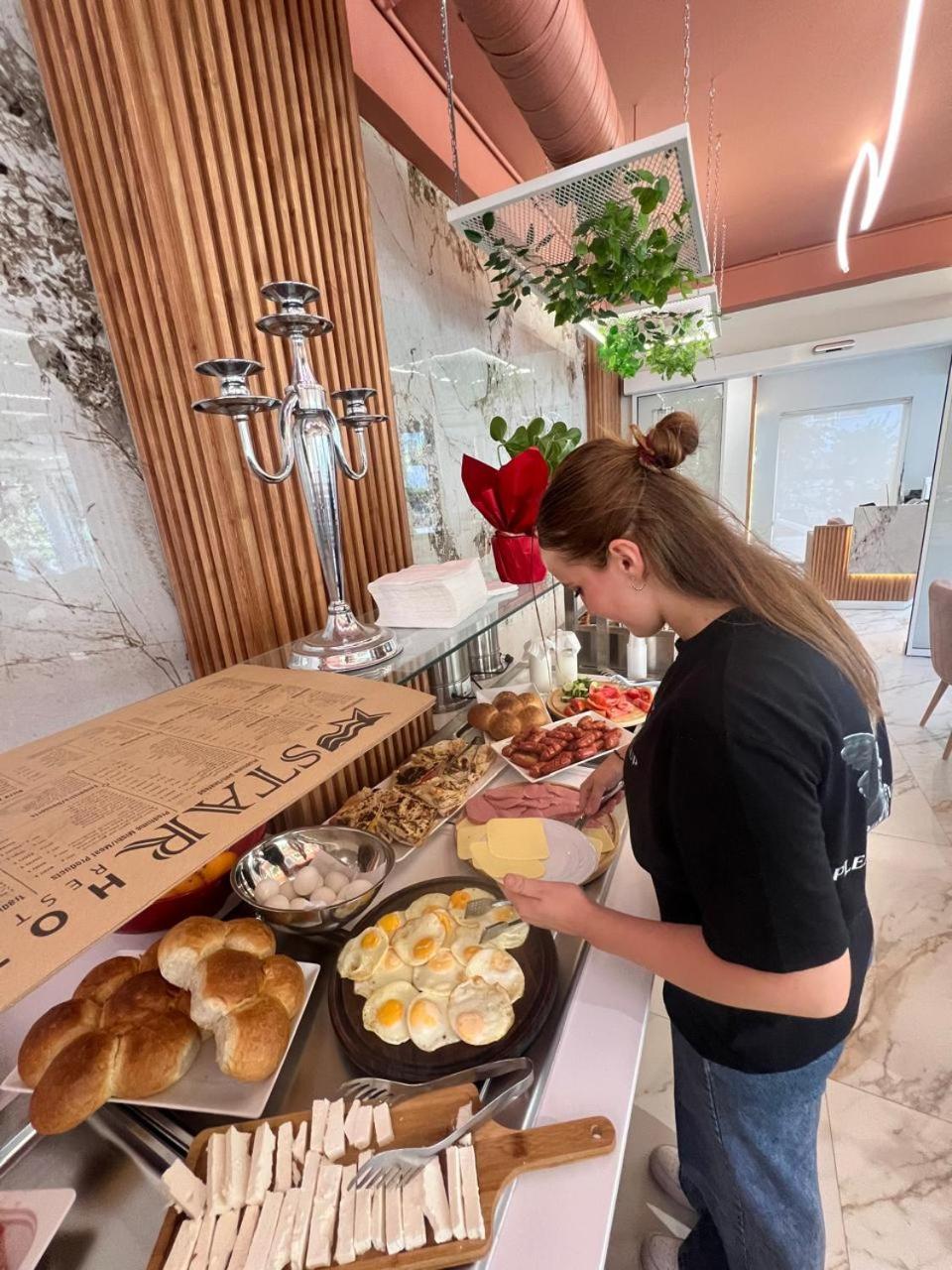 Star Hotel & Restaurant