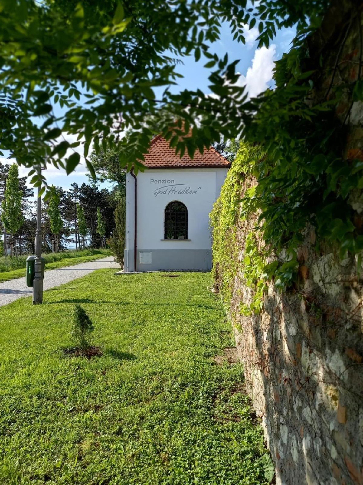 Penzion Pod hrádkem
