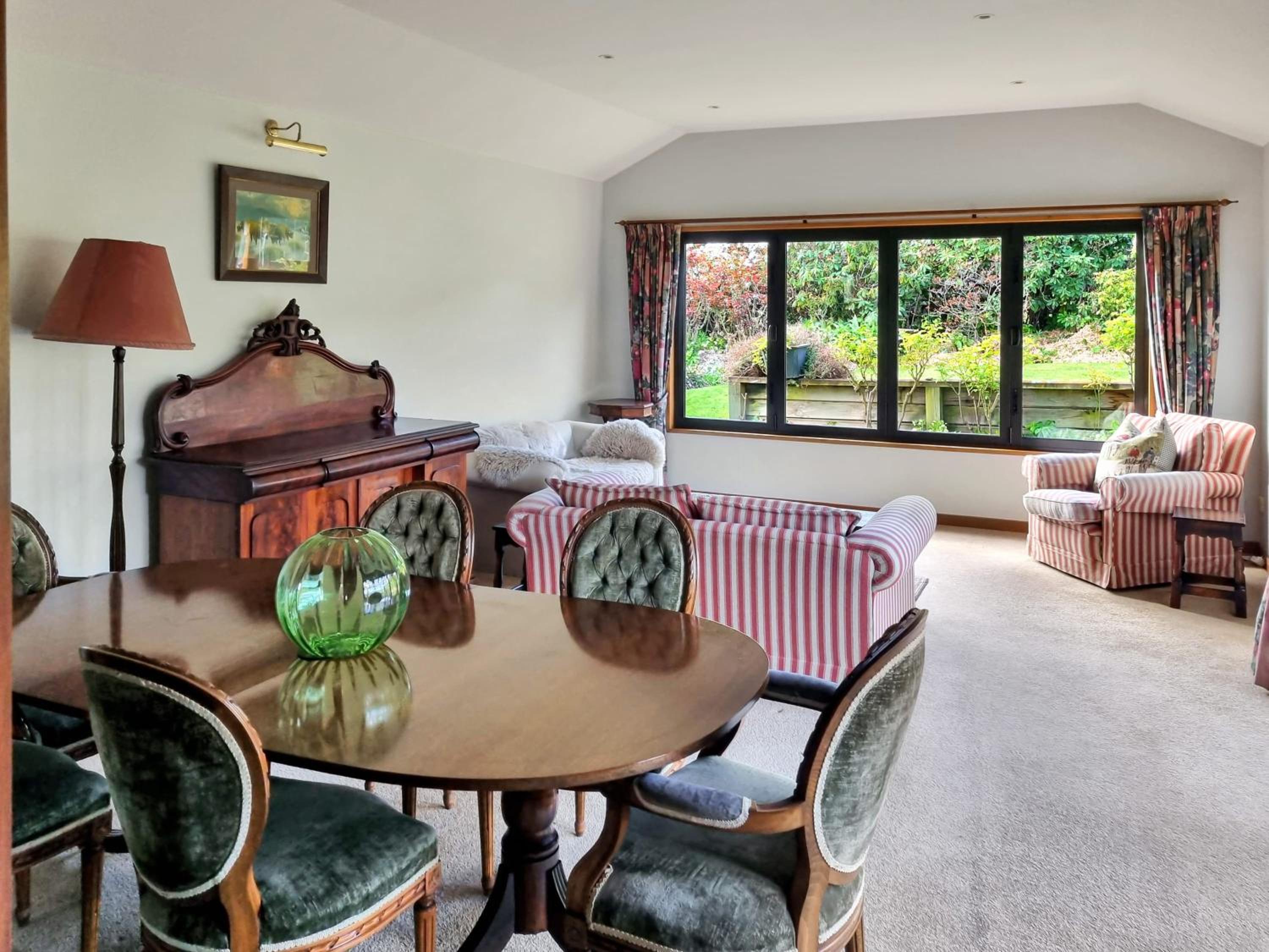 Farm Cottage Charm view 4