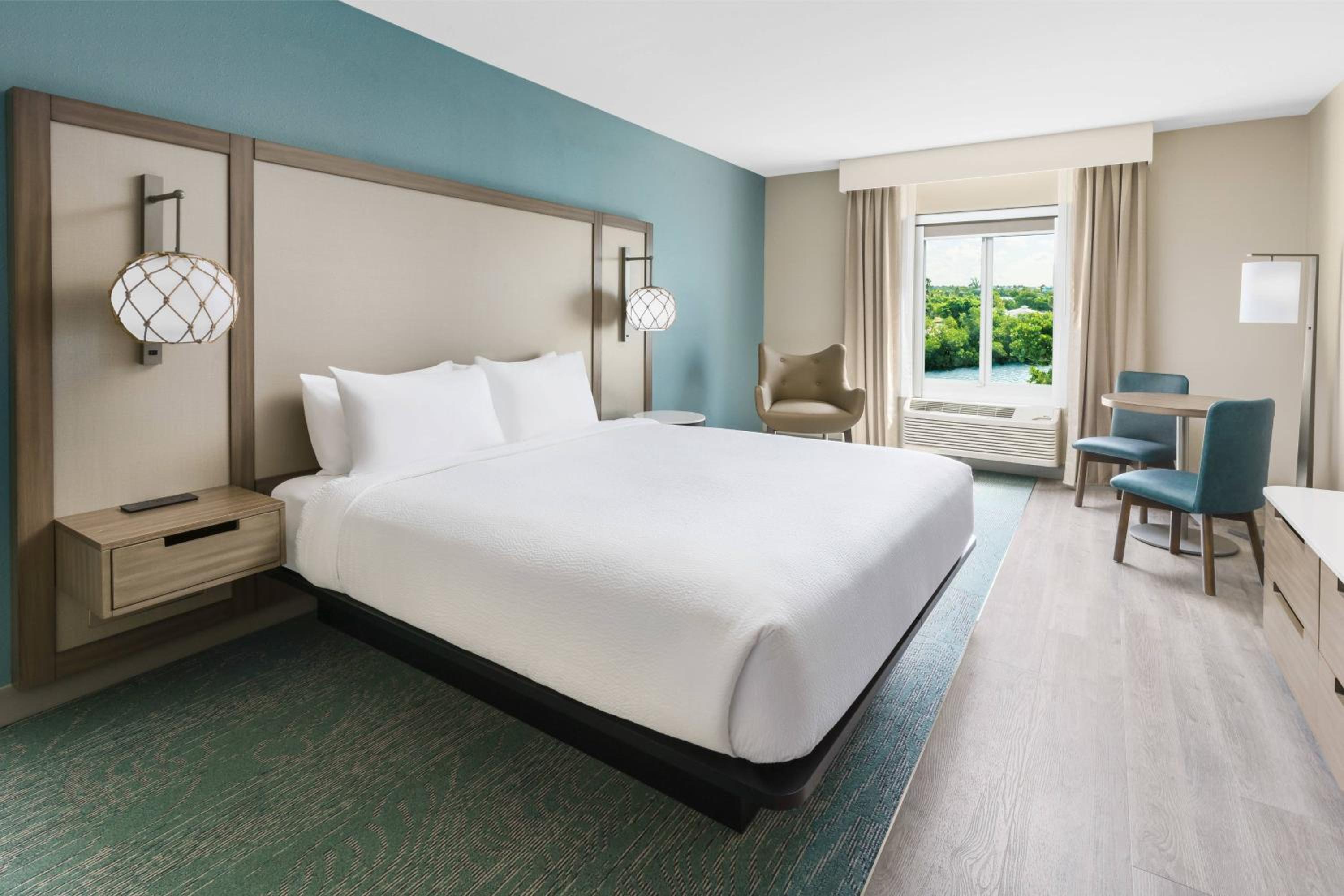 Fairfield by Marriott Inn & Suites Marathon Florida Keys
