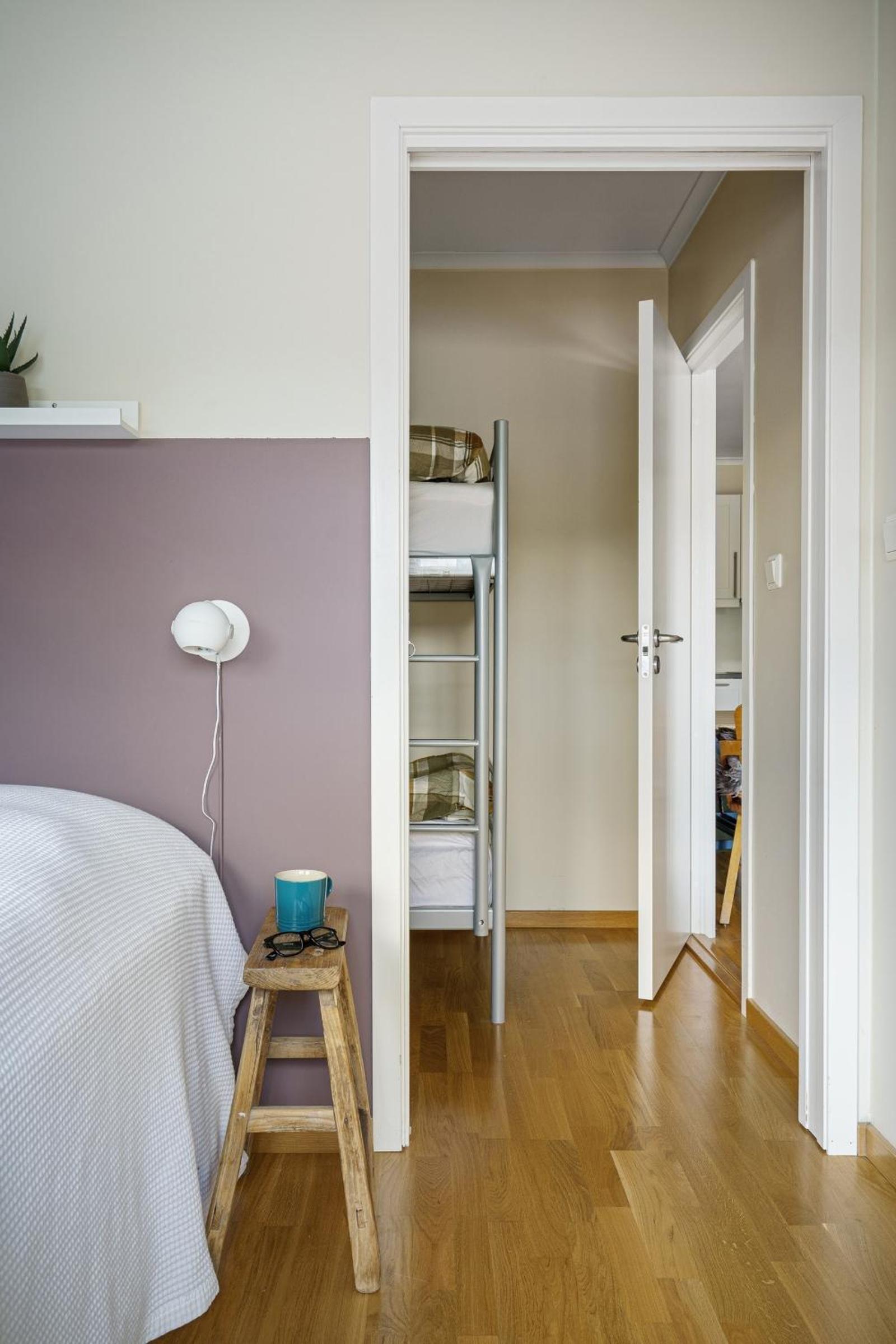 Cozy modern apartment - Very central at Sinnes view 3