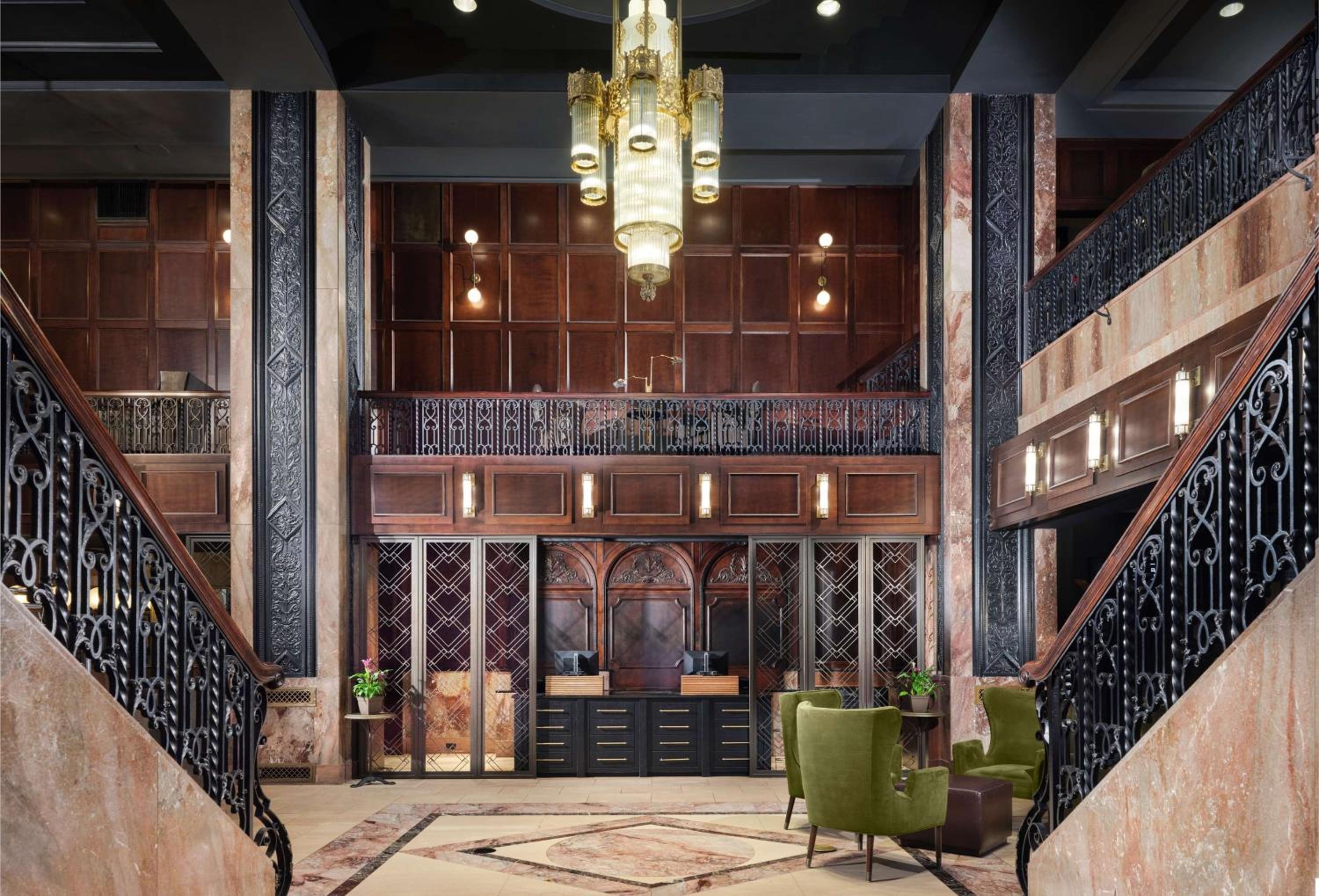Kansas City Vacations - Hotel Phillips Kansas City, Curio Collection By Hilton - Property Image 56
