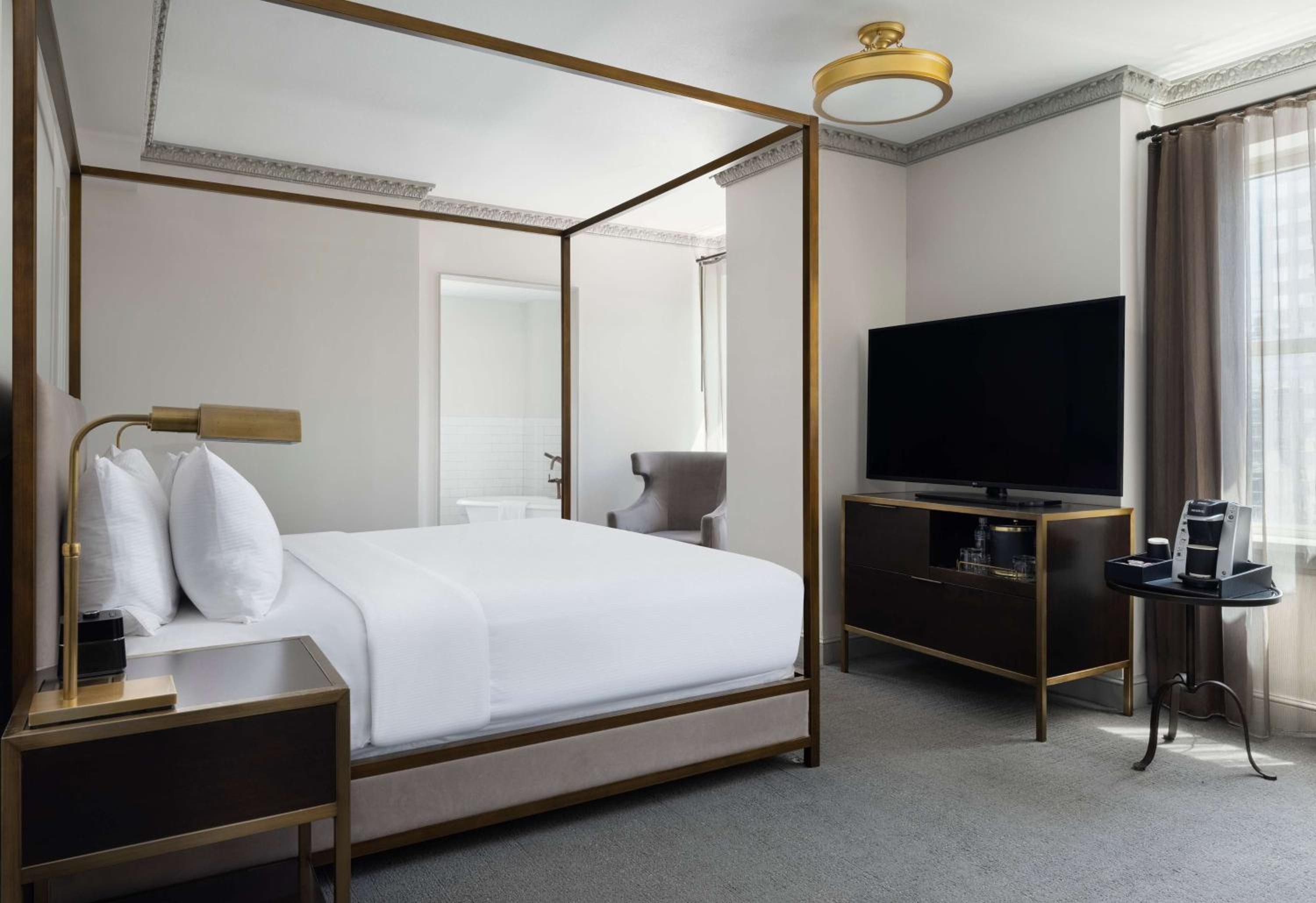 Kansas City Vacations - Hotel Phillips Kansas City, Curio Collection By Hilton - Property Image 51