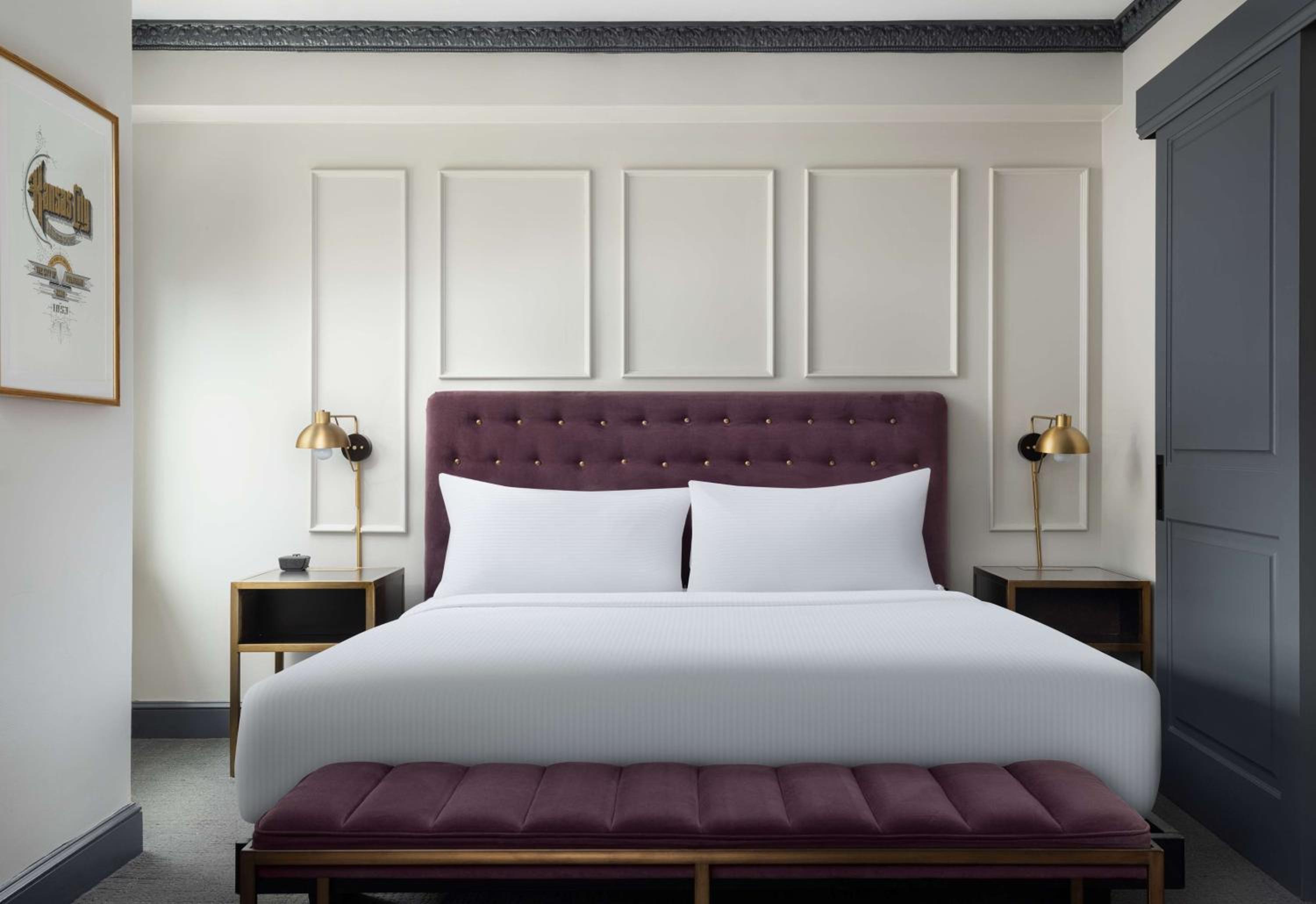 Kansas City Vacations - Hotel Phillips Kansas City, Curio Collection By Hilton - Property Image 44