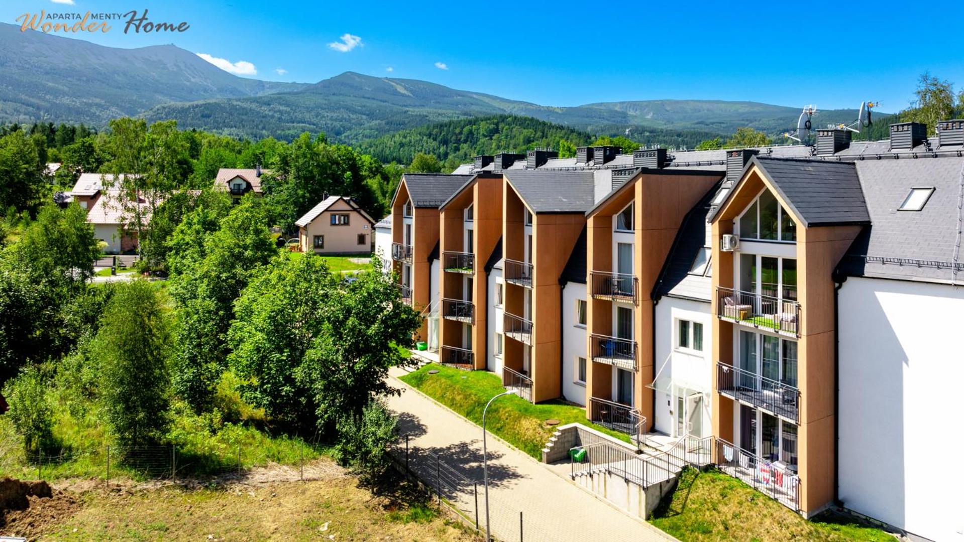 Wonder Home - Apartamenty w malowniczej okolicy, z balkonami i widokiem na góry