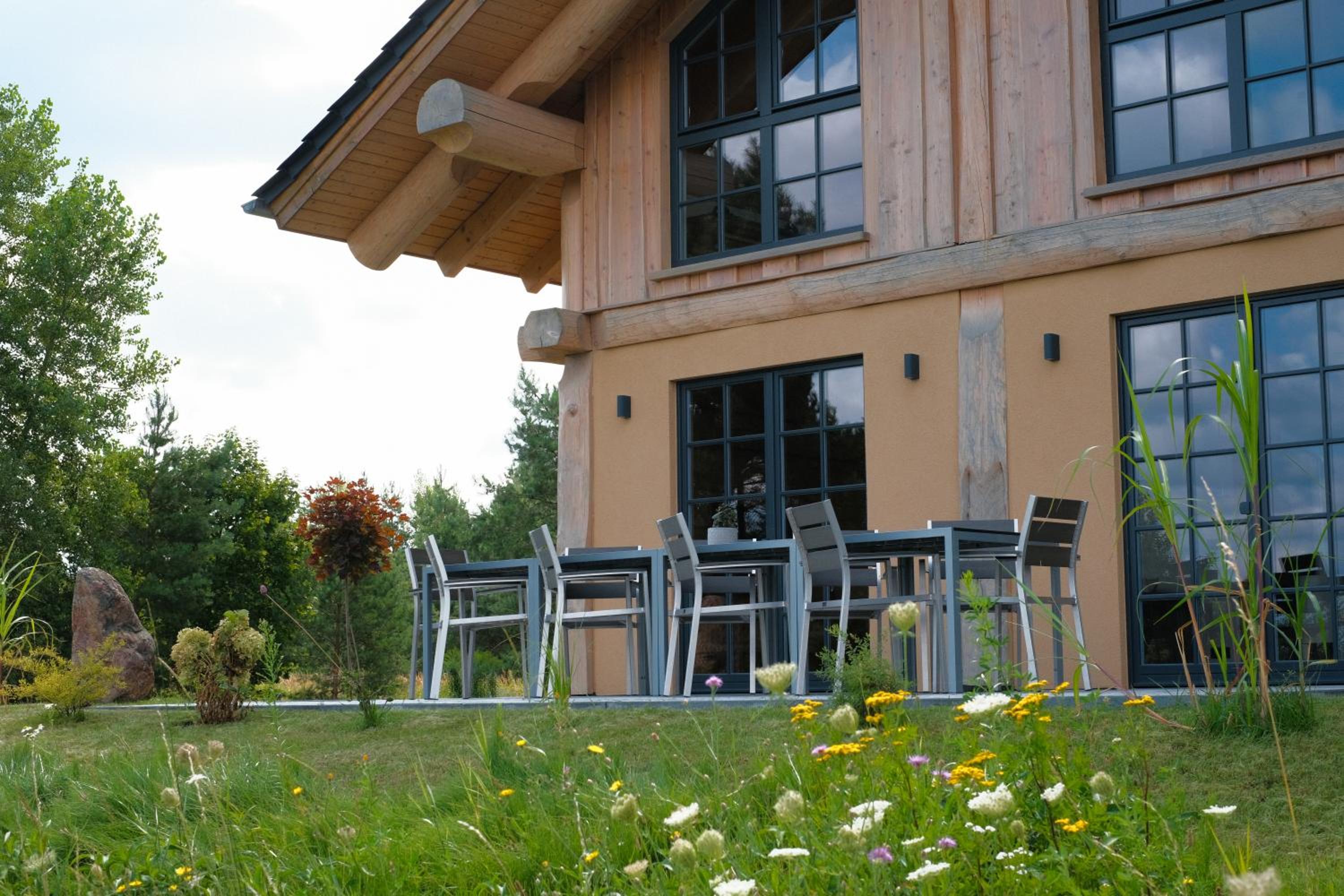 wunderschönes Blockhaus direkt am See für 10 PAX