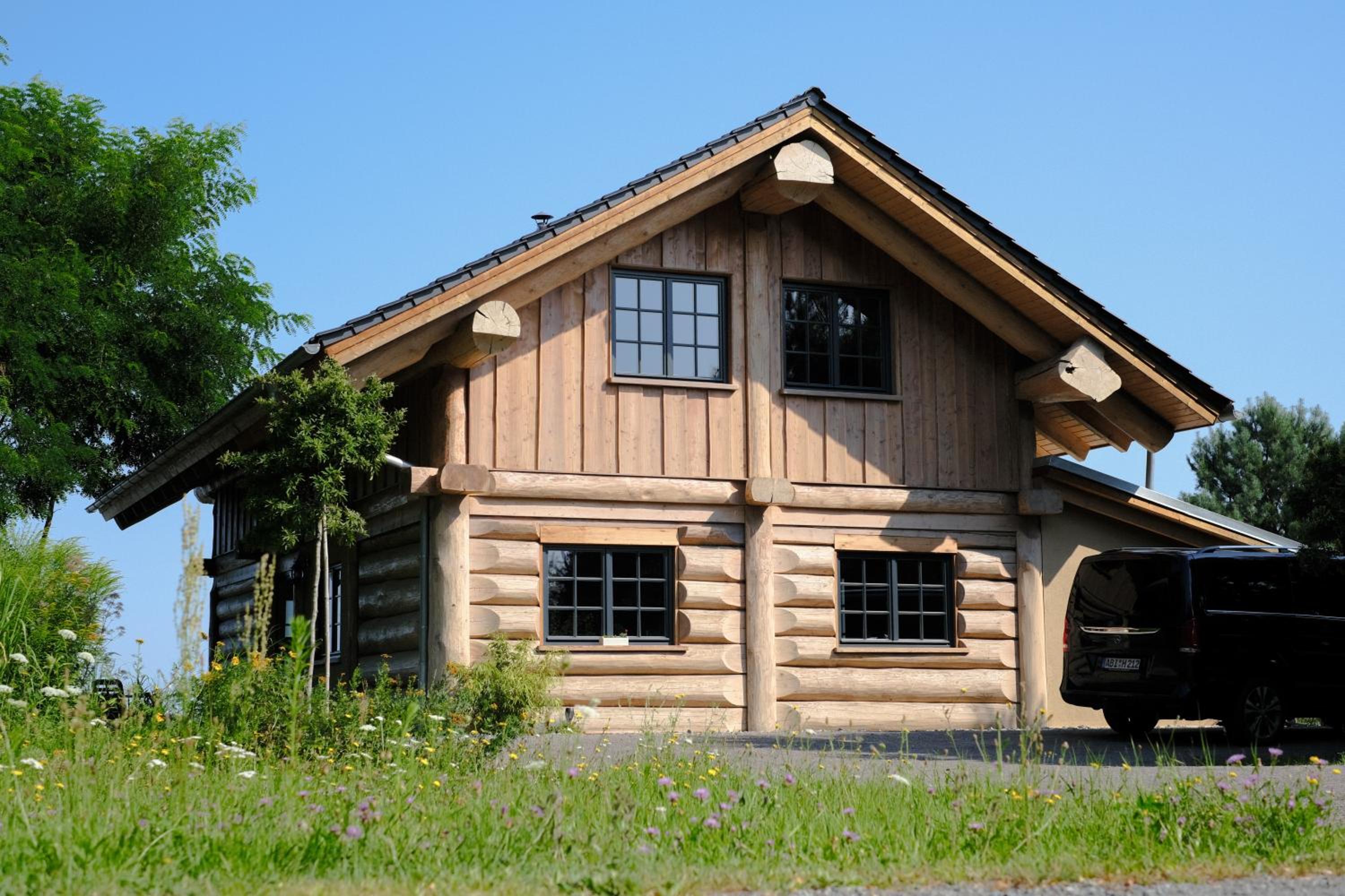 wunderschönes Blockhaus direkt am See für 10 PAX