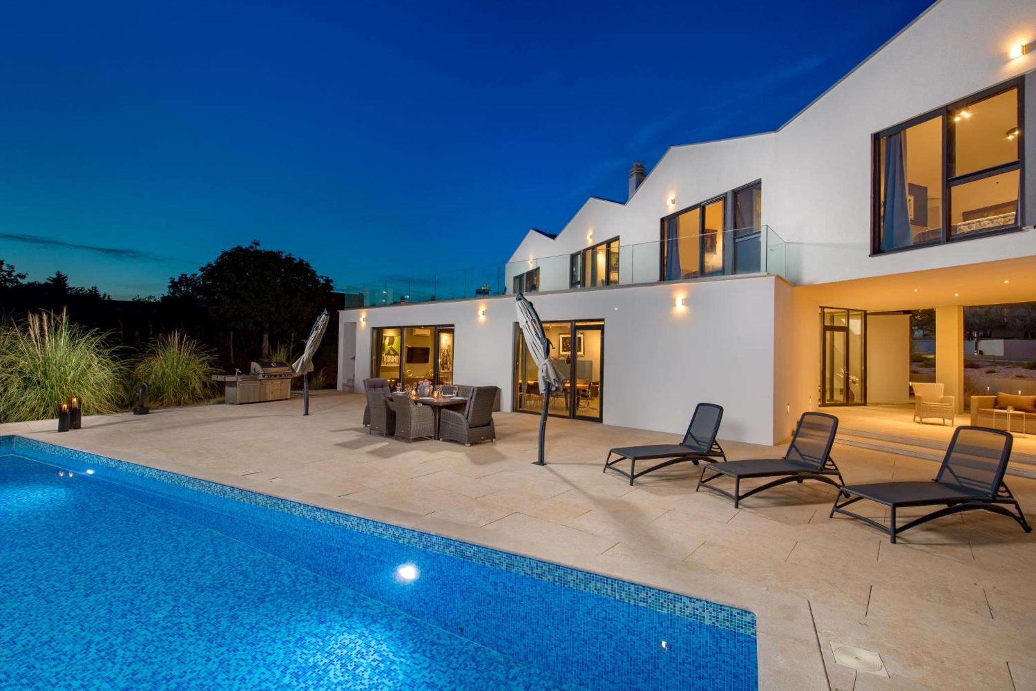 Villa Corolan by Briskva view 3