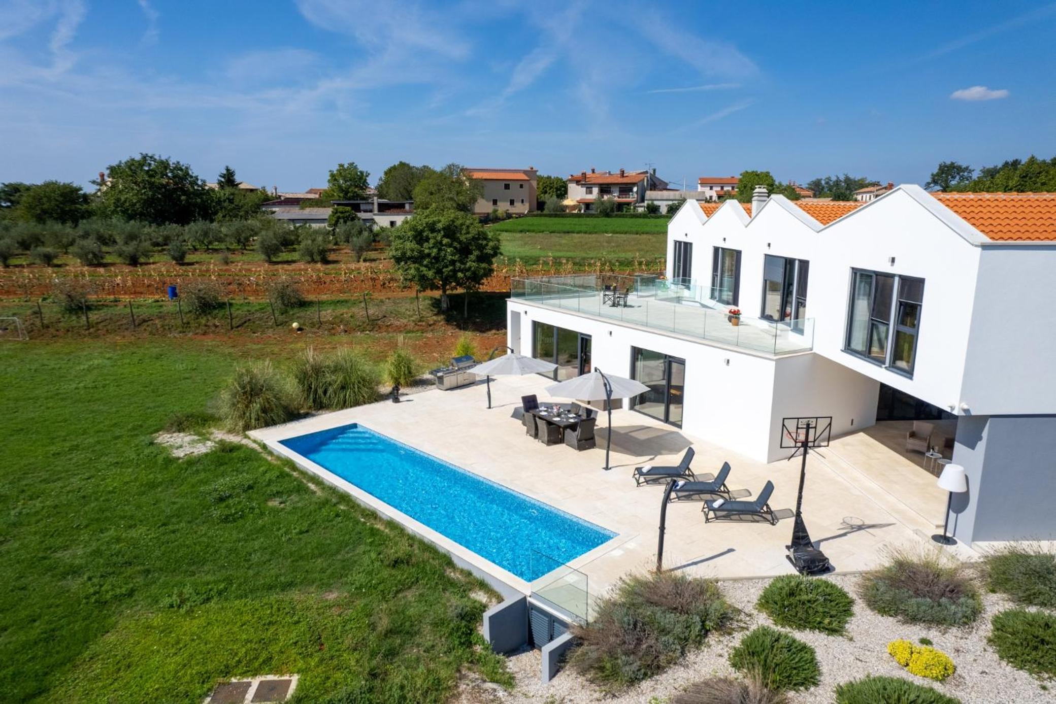 Villa Corolan by Briskva view 5