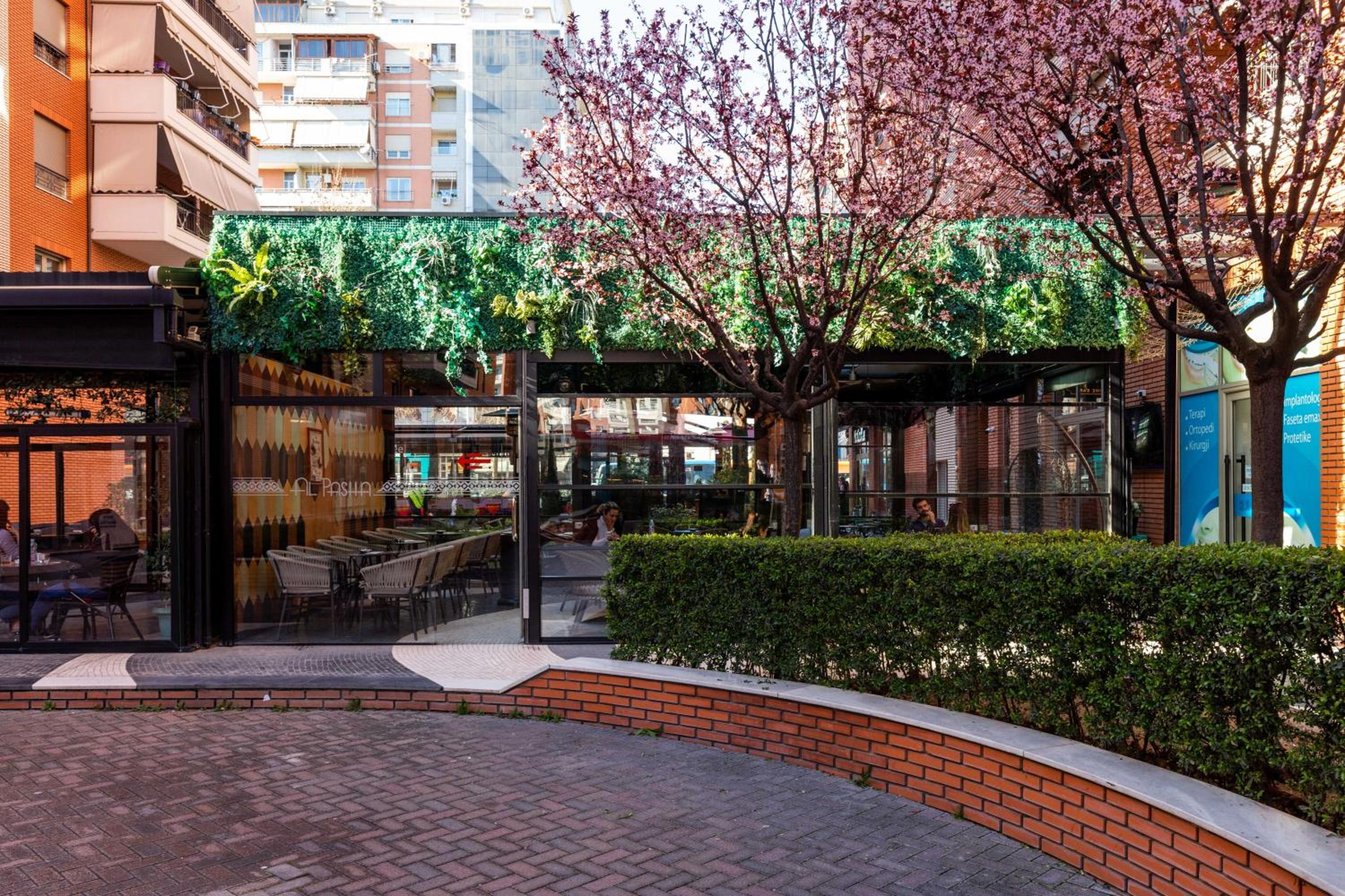Lux Condo Apartment at Delijorgji
