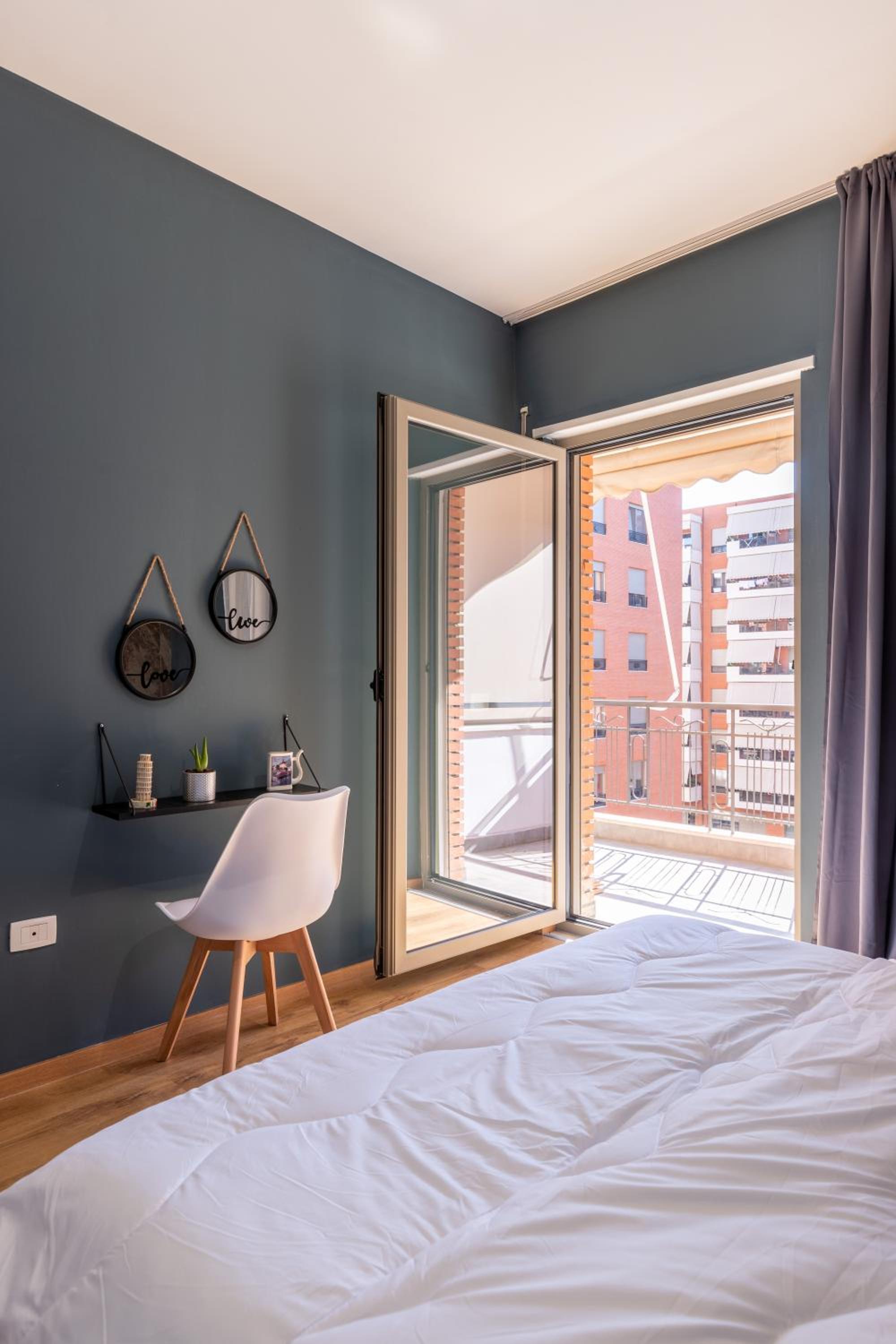 Lux Condo Apartment at Delijorgji