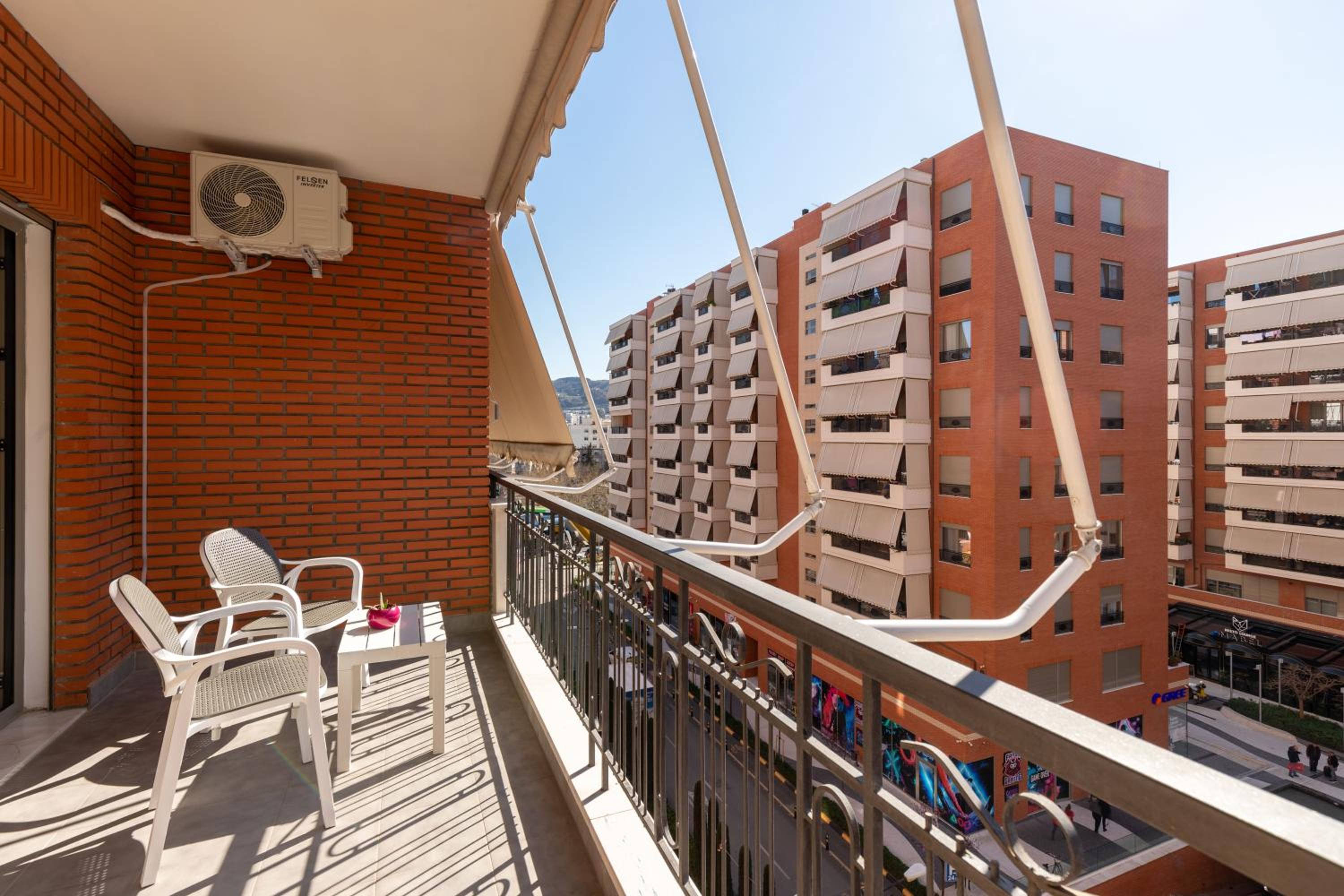 Lux Condo Apartment at Delijorgji