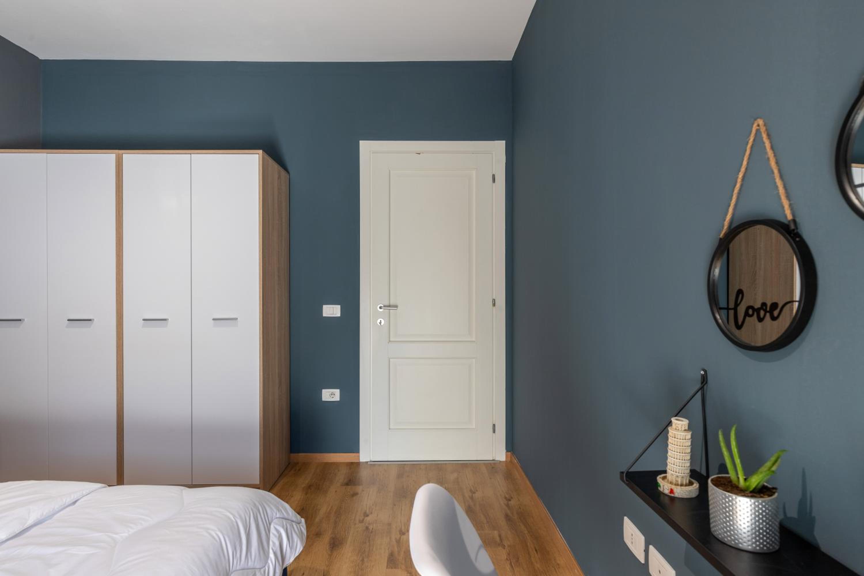 Lux Condo Apartment at Delijorgji