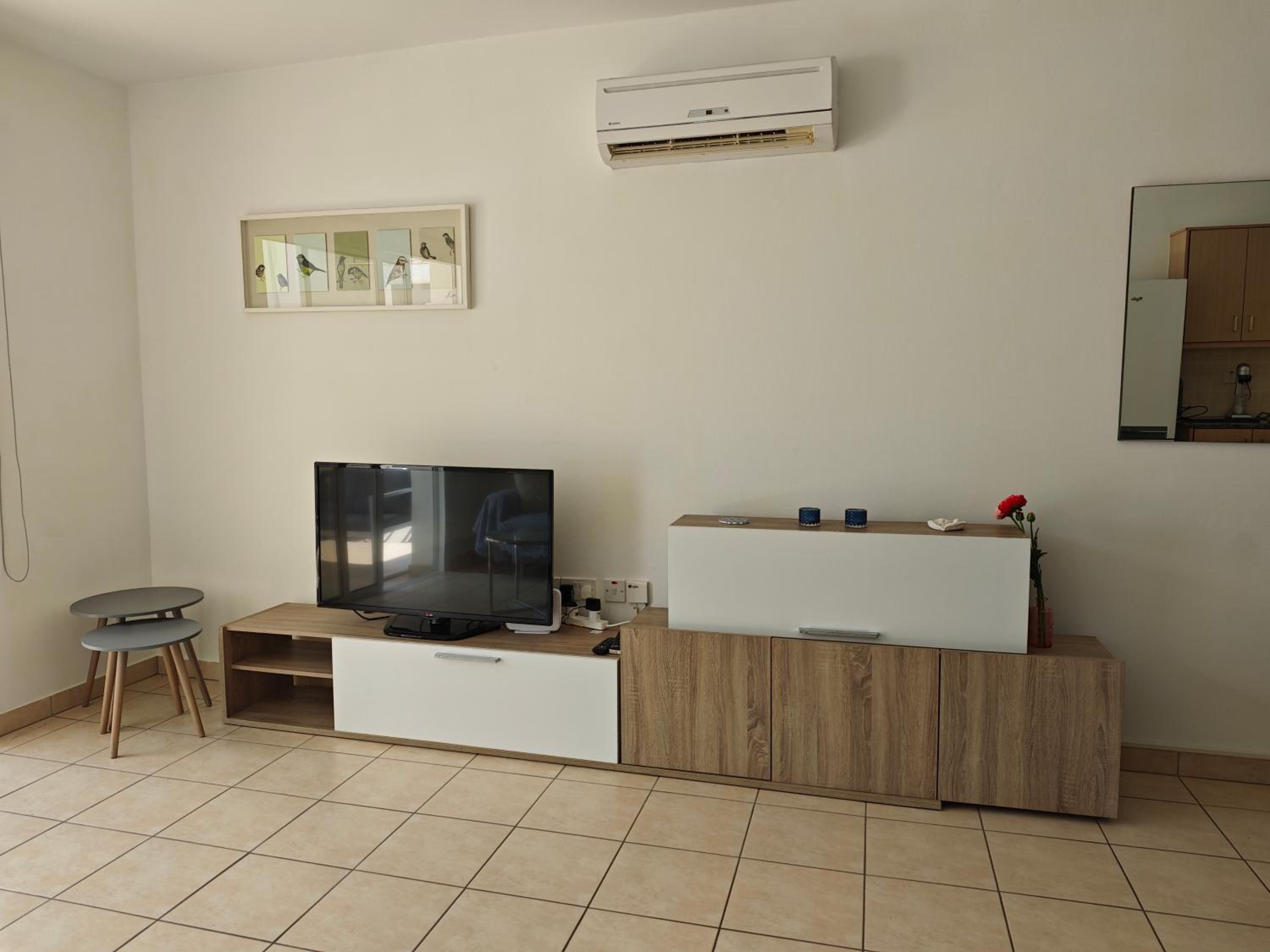 Varnava Gardens apartment 10