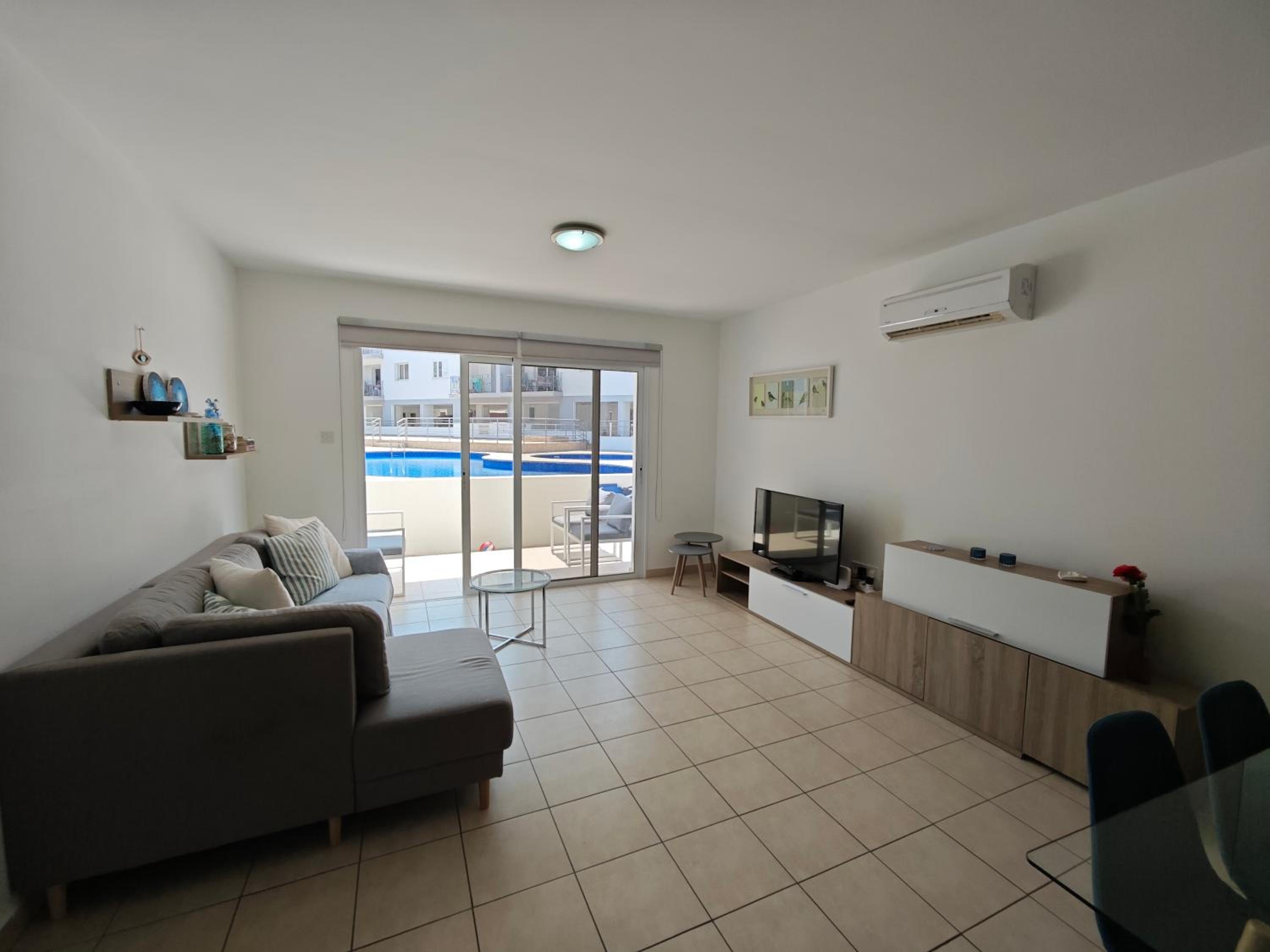 Varnava Gardens apartment 10