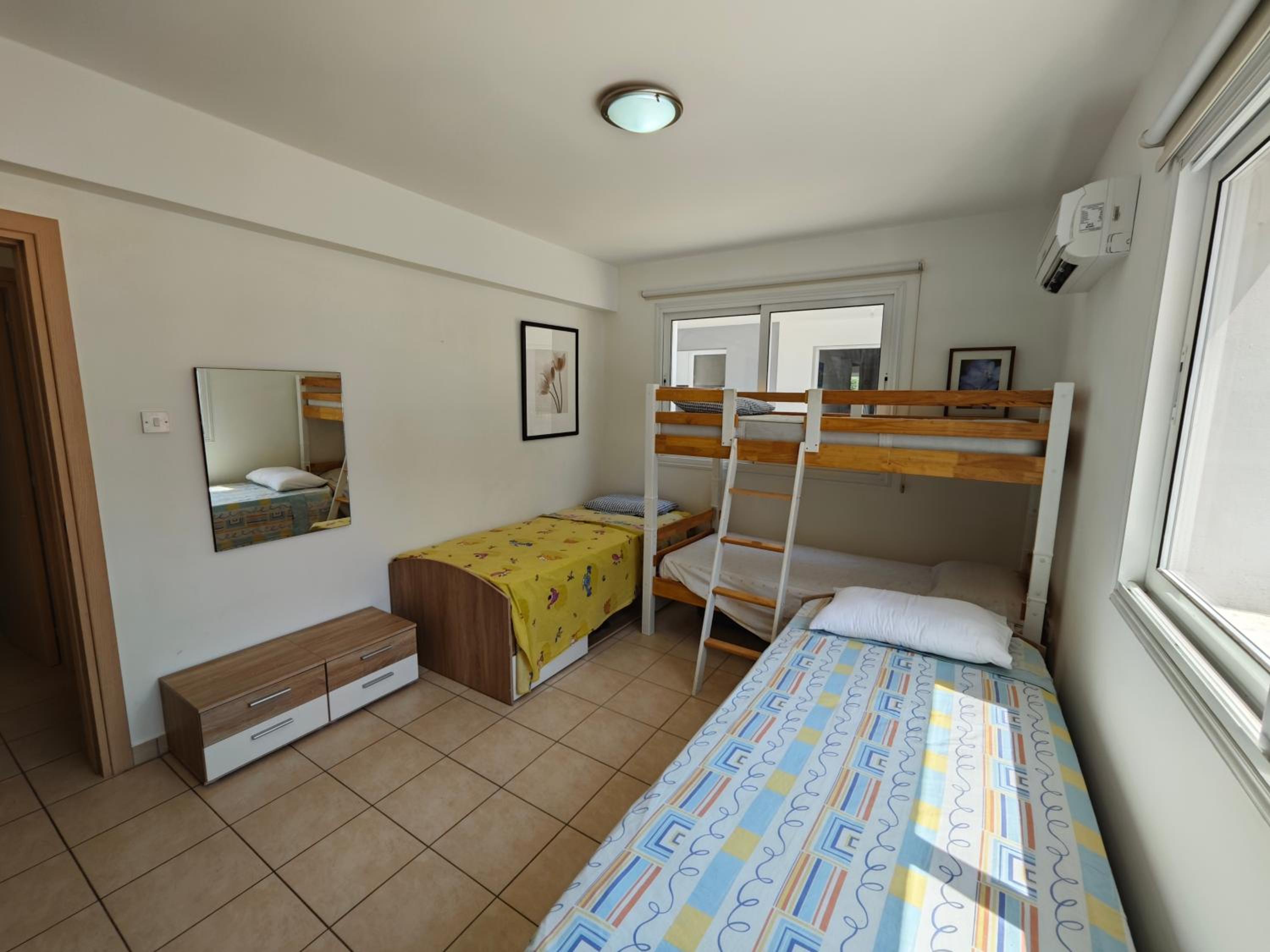 Varnava Gardens apartment 10