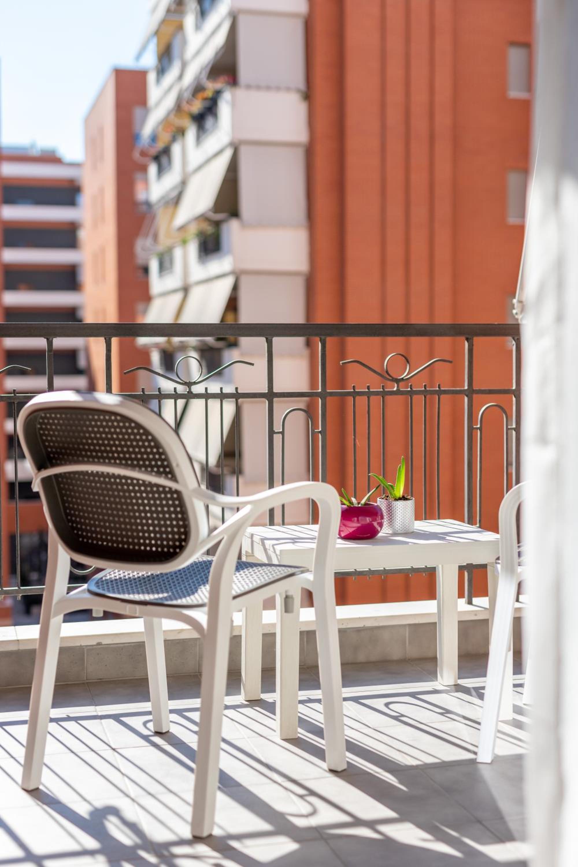 Lux Condo Apartment at Delijorgji