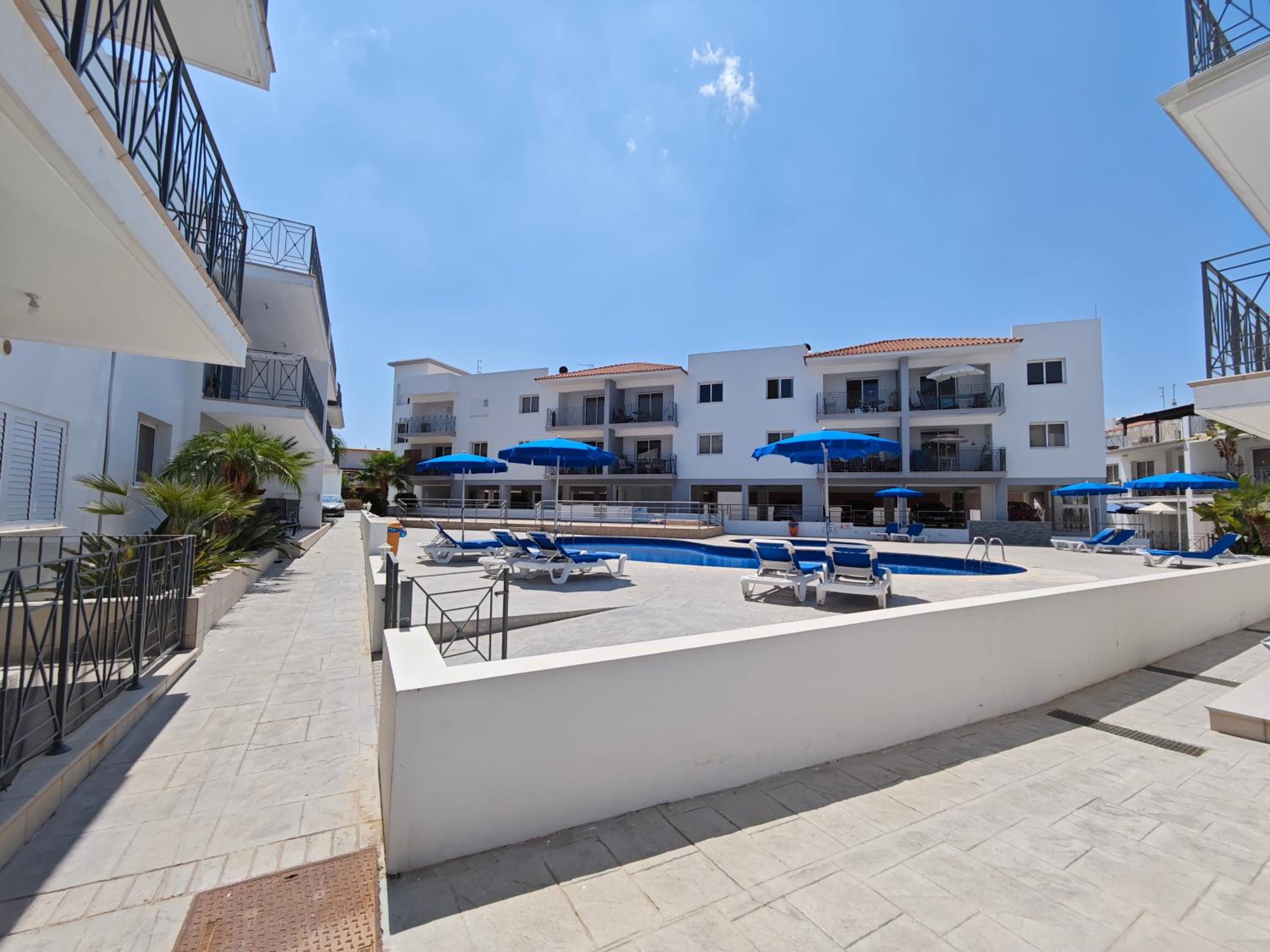 Varnava Gardens apartment 10