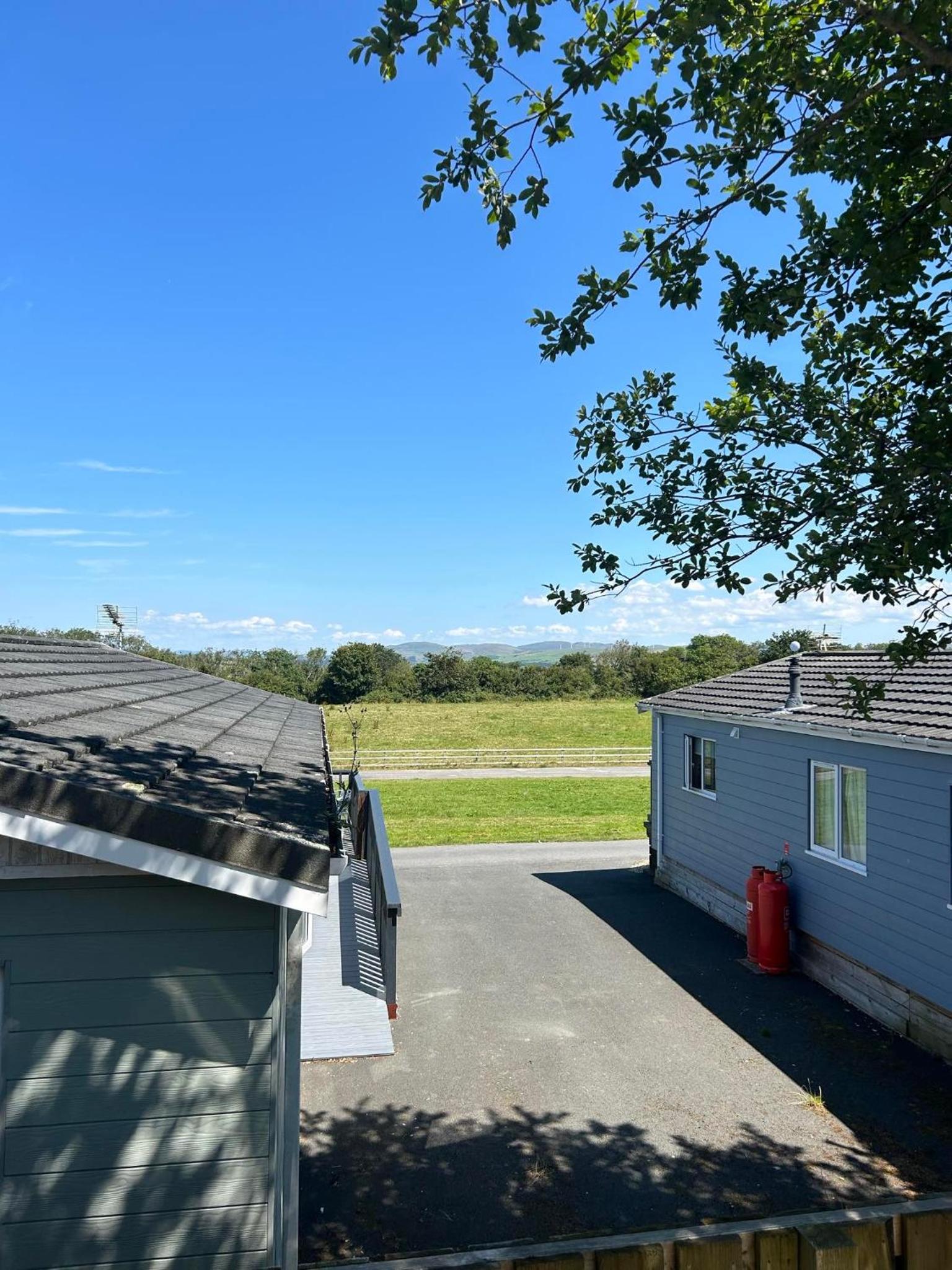 Derw View Green Lodge view 5