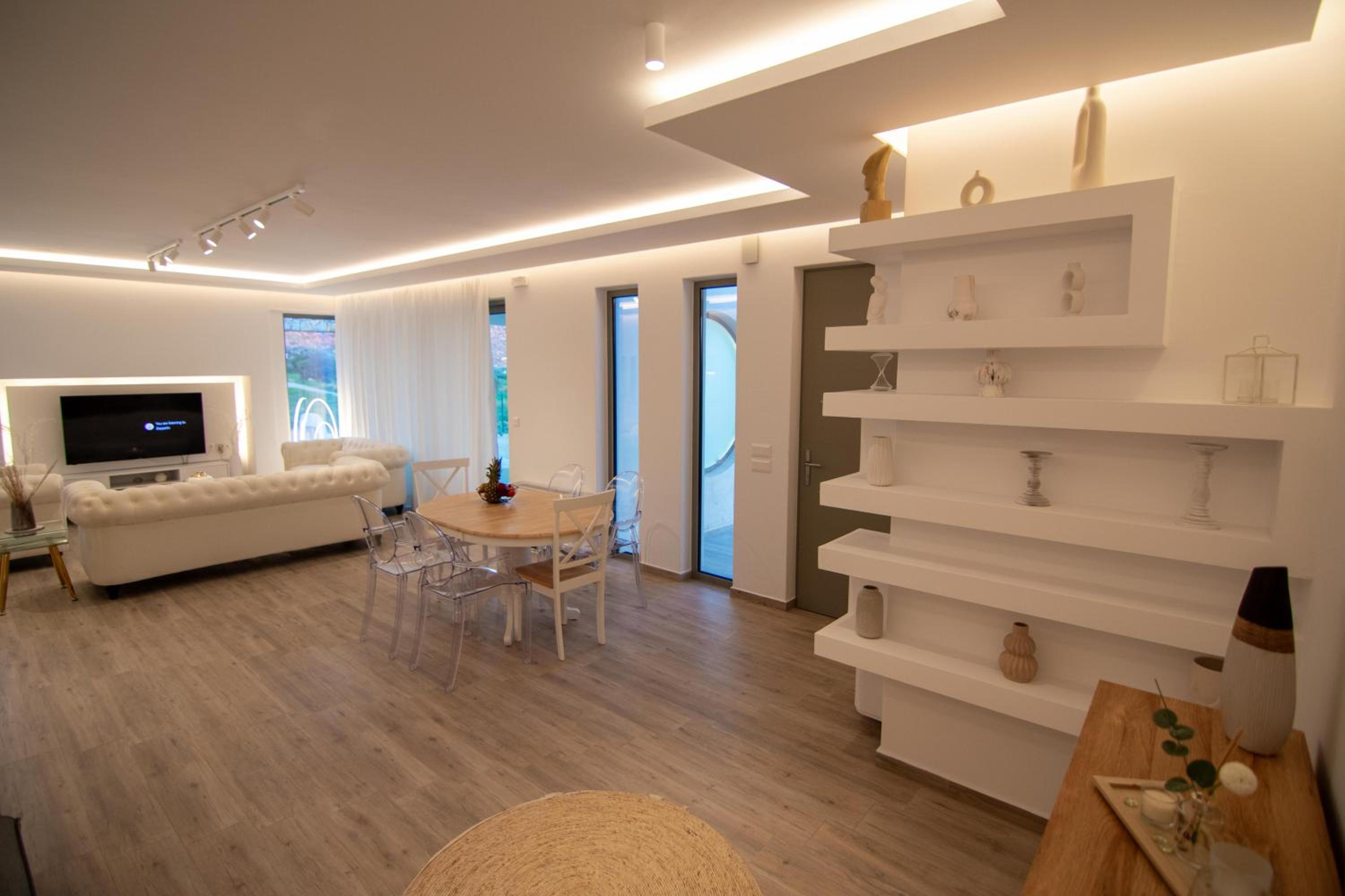 Bianca luxury house view 5